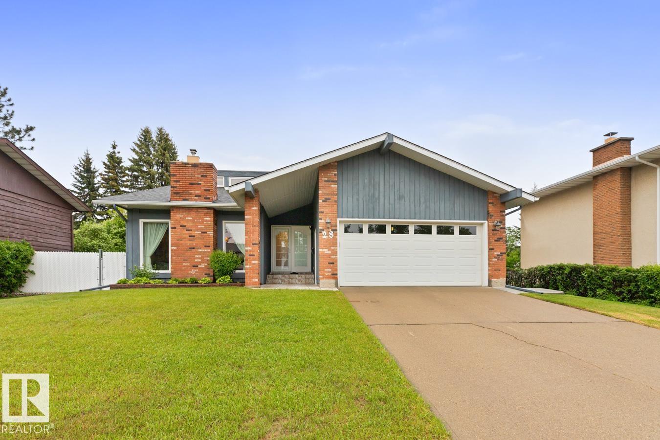 28 BRAESIDE Crescent, E4492227, Alberta,