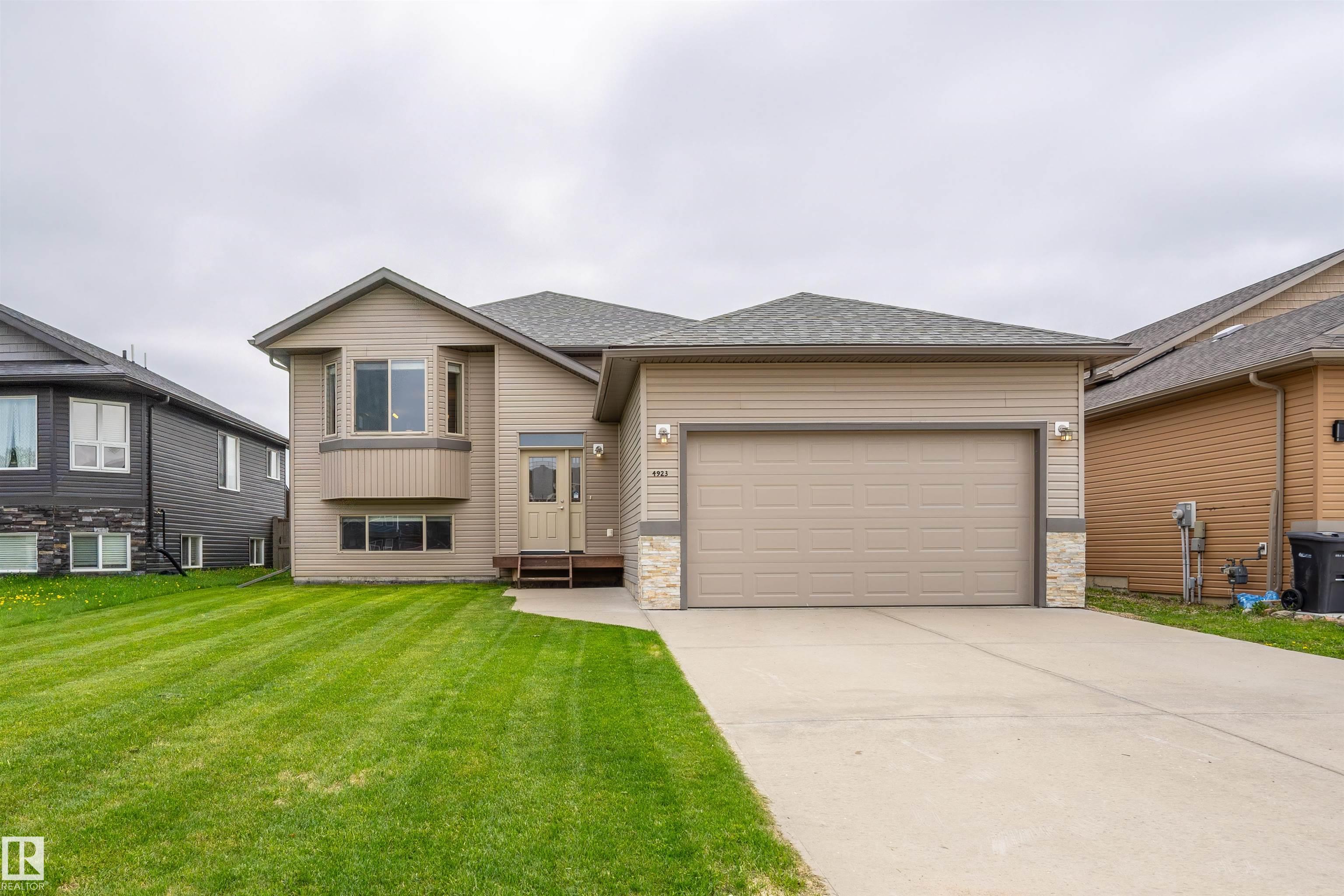 4923 58 Avenue, E4492239, Alberta,