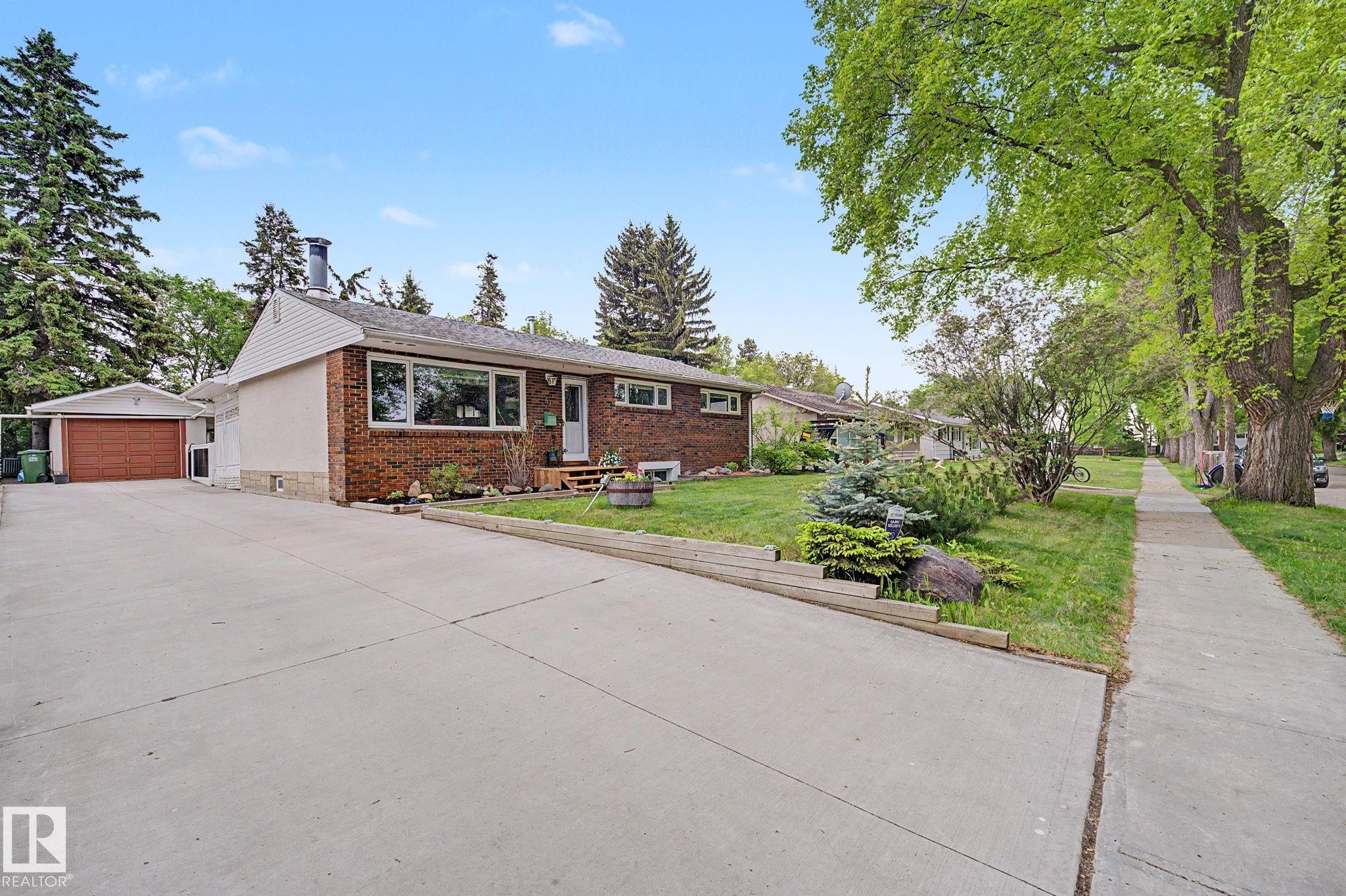 37 SUNNYSIDE Crescent, E4492266, Alberta,