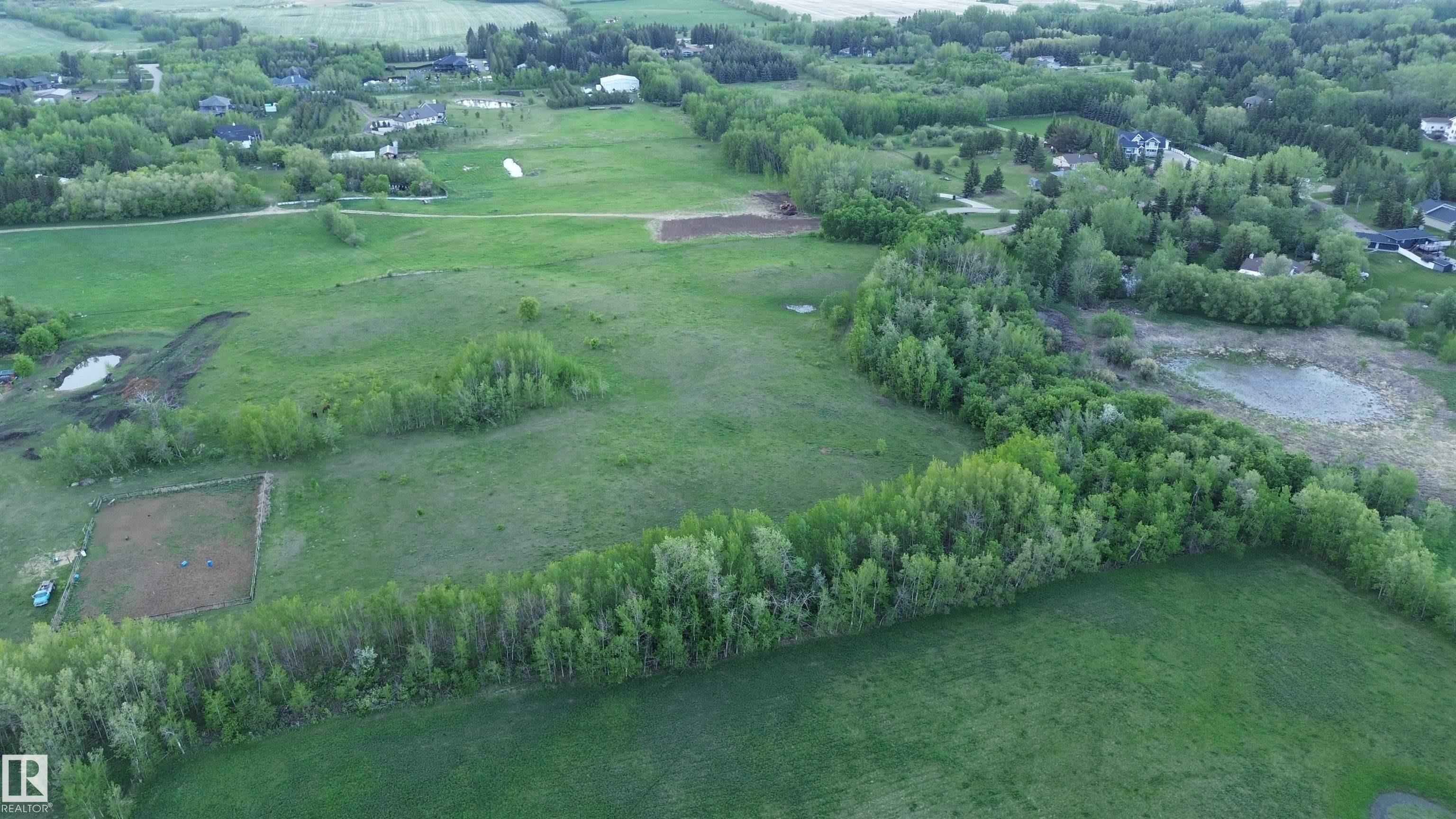 Fourth View of 31 22459 TWP ROAD 530, Barry Hill, Rural Strathcona County, Alberta, T8E 2K5