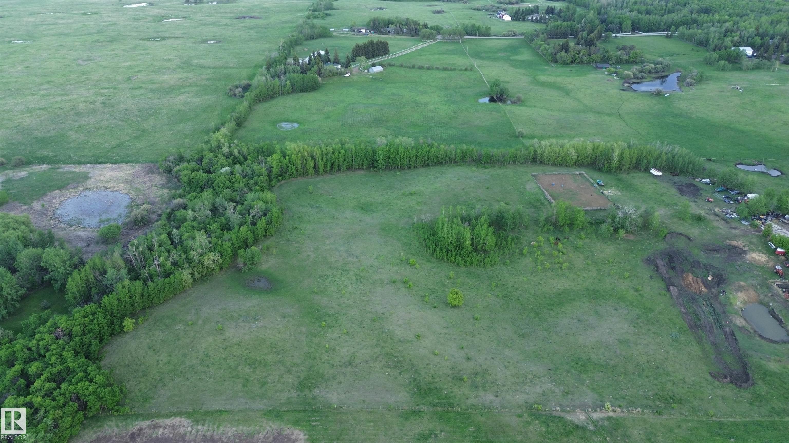 Fifth View of 31 22459 TWP ROAD 530, Barry Hill, Rural Strathcona County, Alberta, T8E 2K5