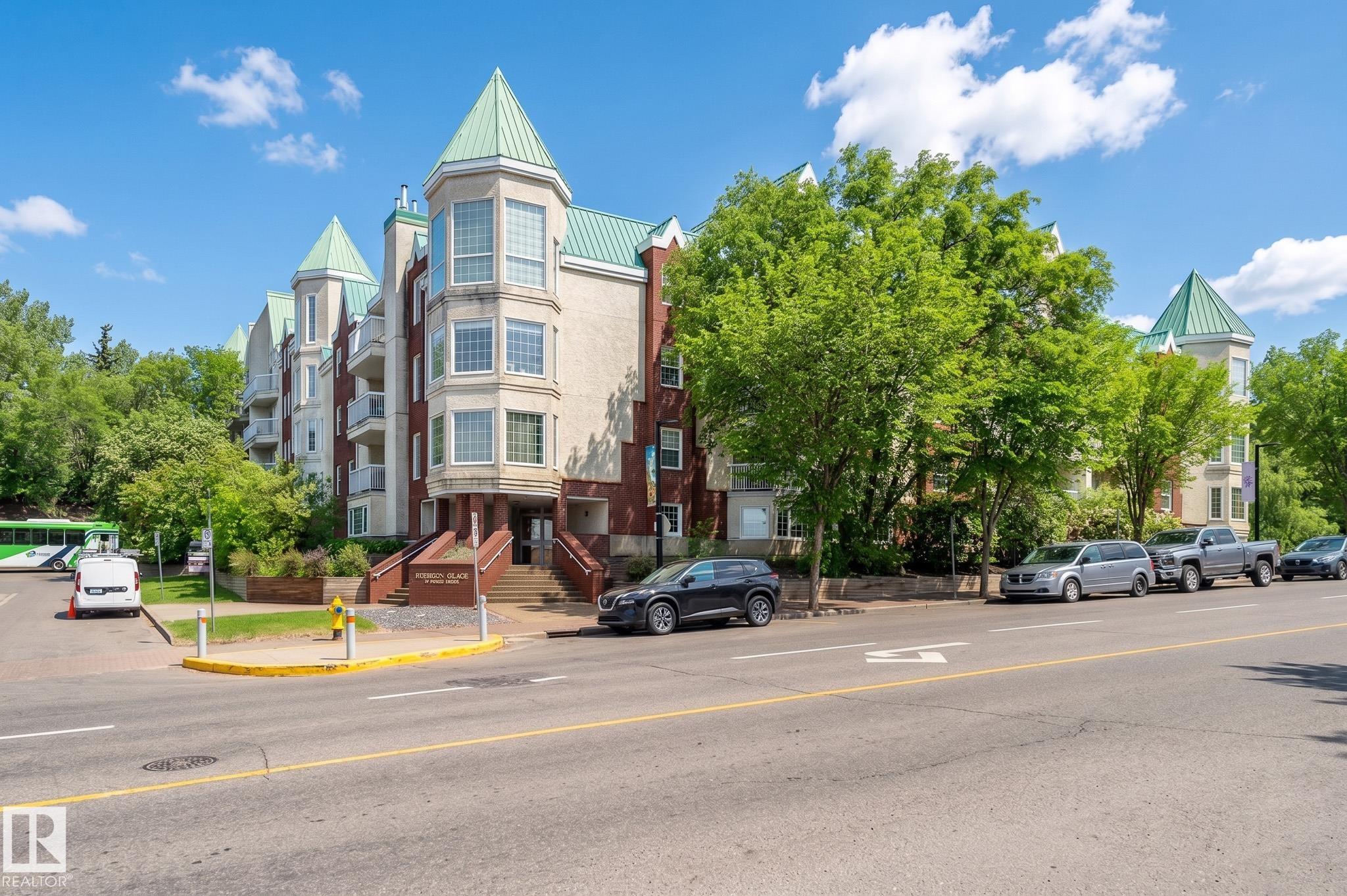 414 3 PERRON Street, E4492604, Alberta,