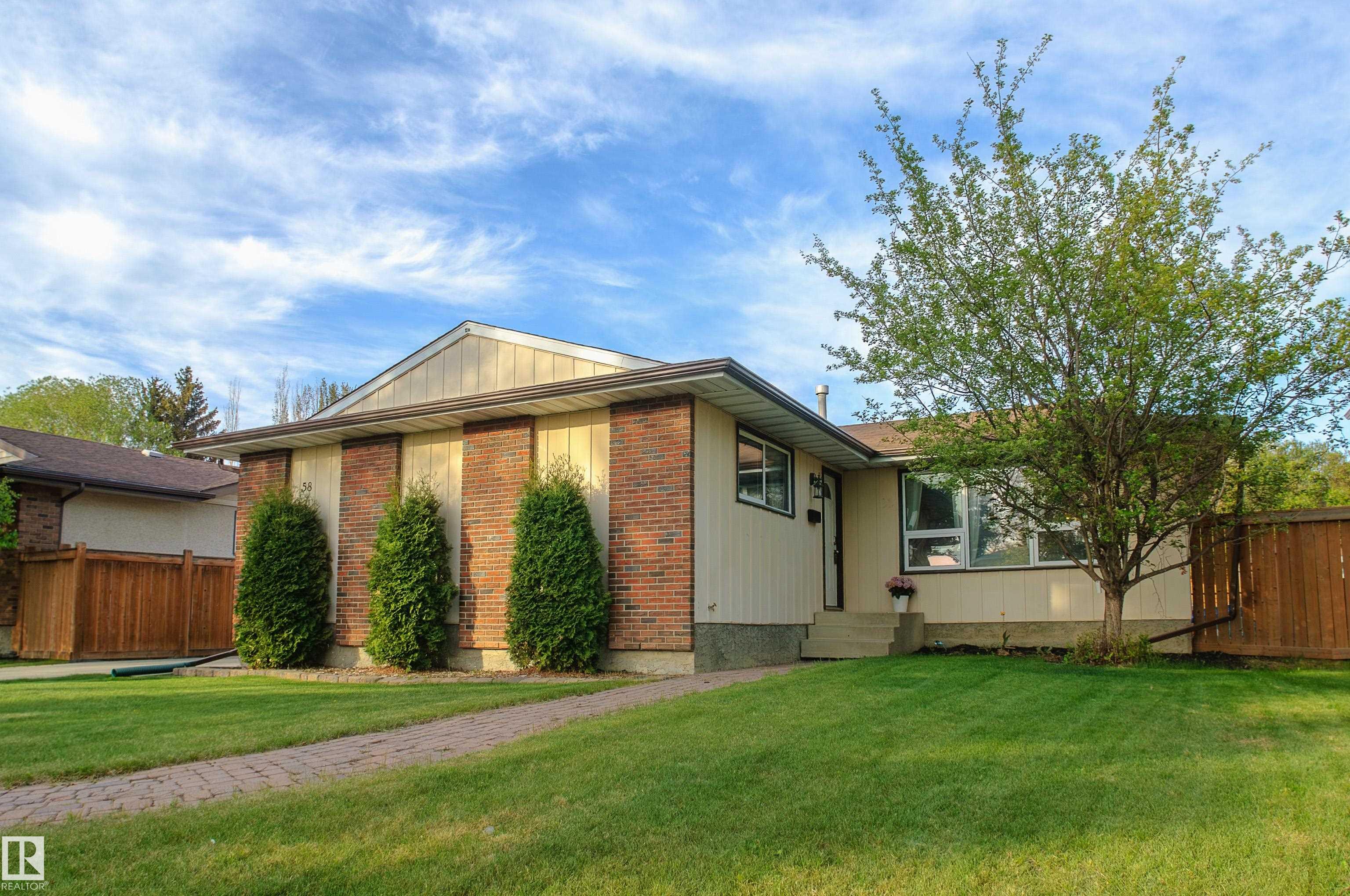 58 LODGEPOLE Crescent, E4492729, Alberta,