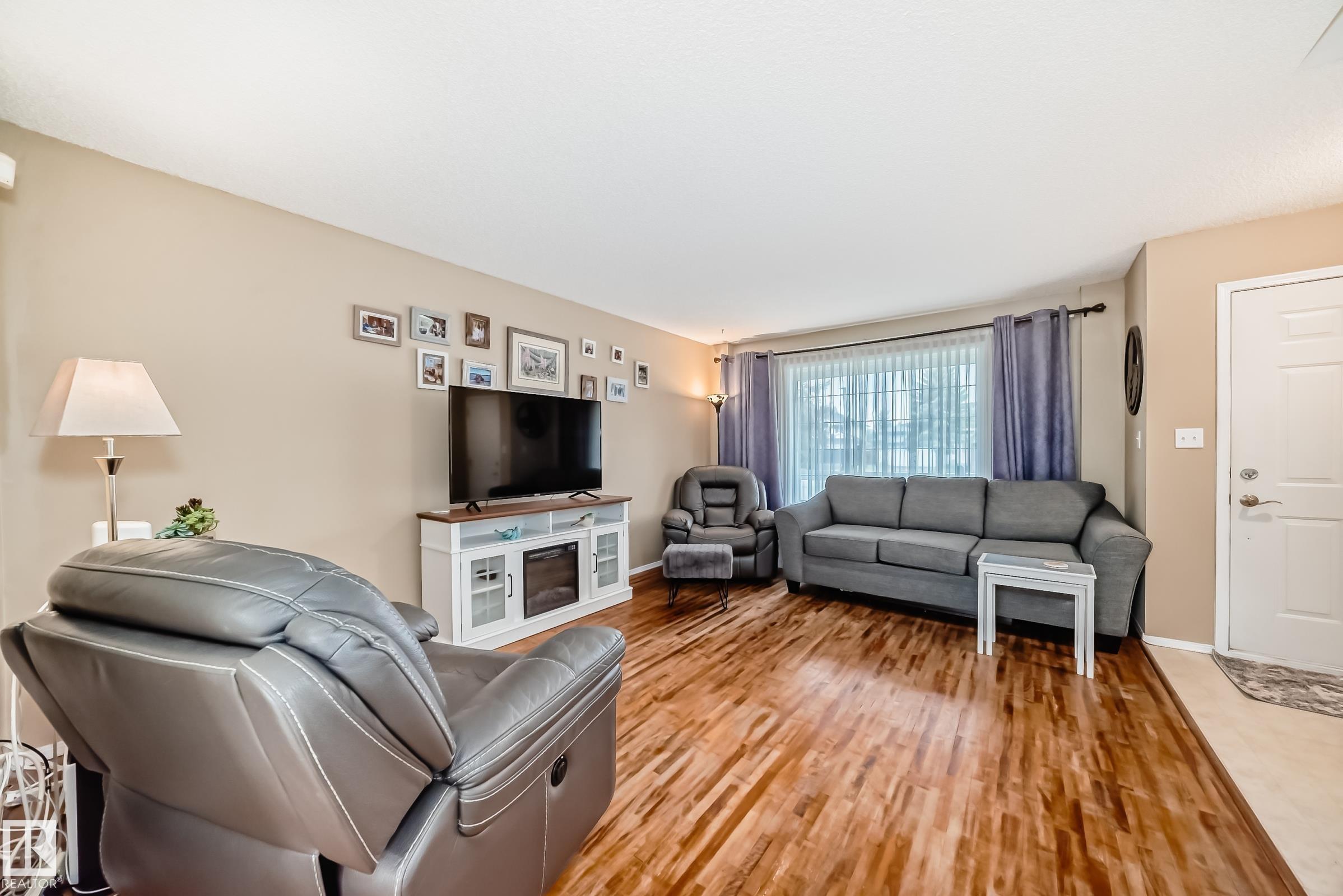 Fourth View of 11831 9 Avenue, Twin Brooks, Edmonton, Alberta, T6J 7A1