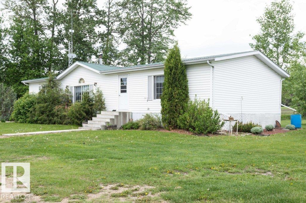 Fifth View of 4903A 47 Avenue, None, Rural Westlock County, Alberta, T0G 1H0