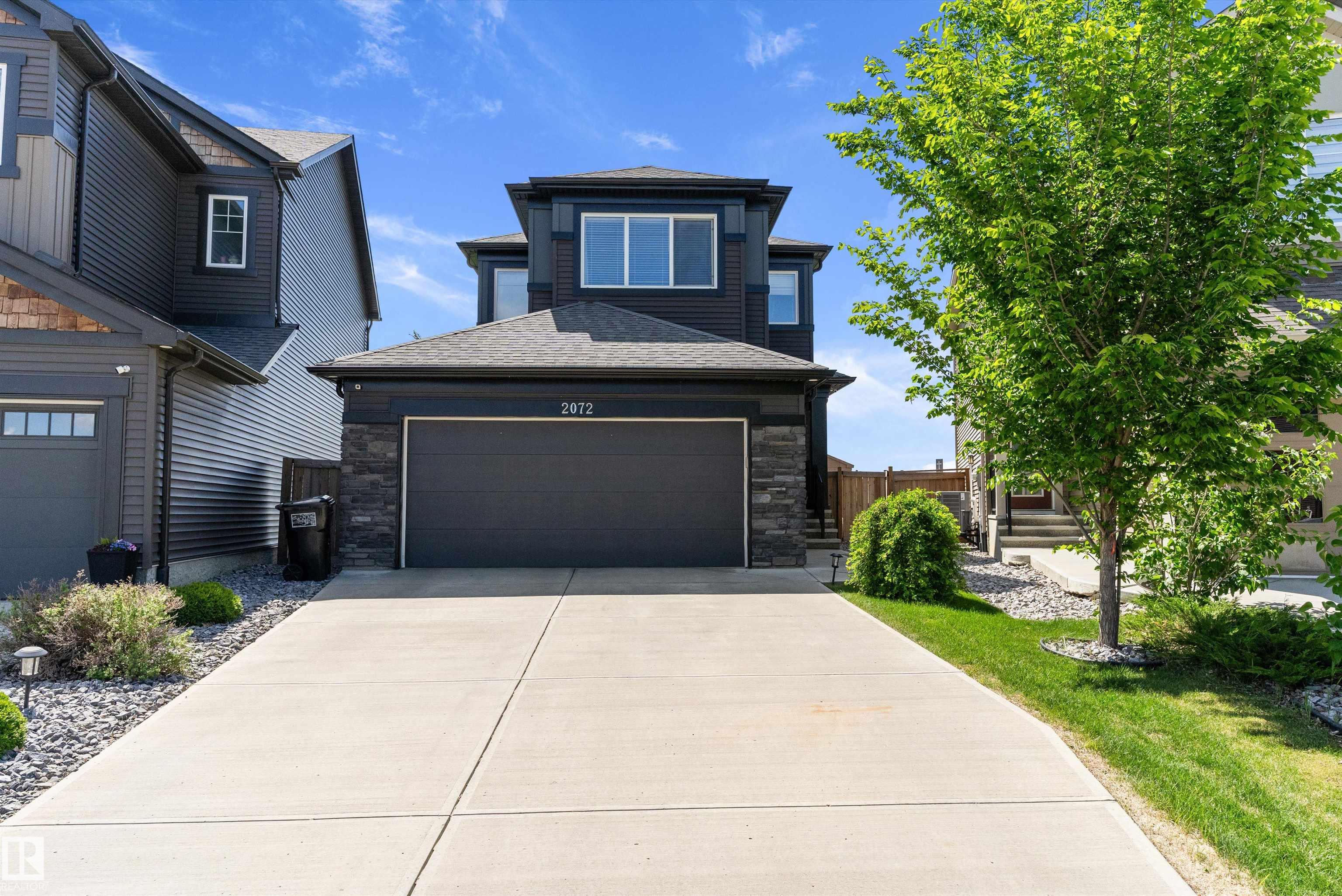 2072 GRAYDON HILL Crescent, E4492826, Alberta,