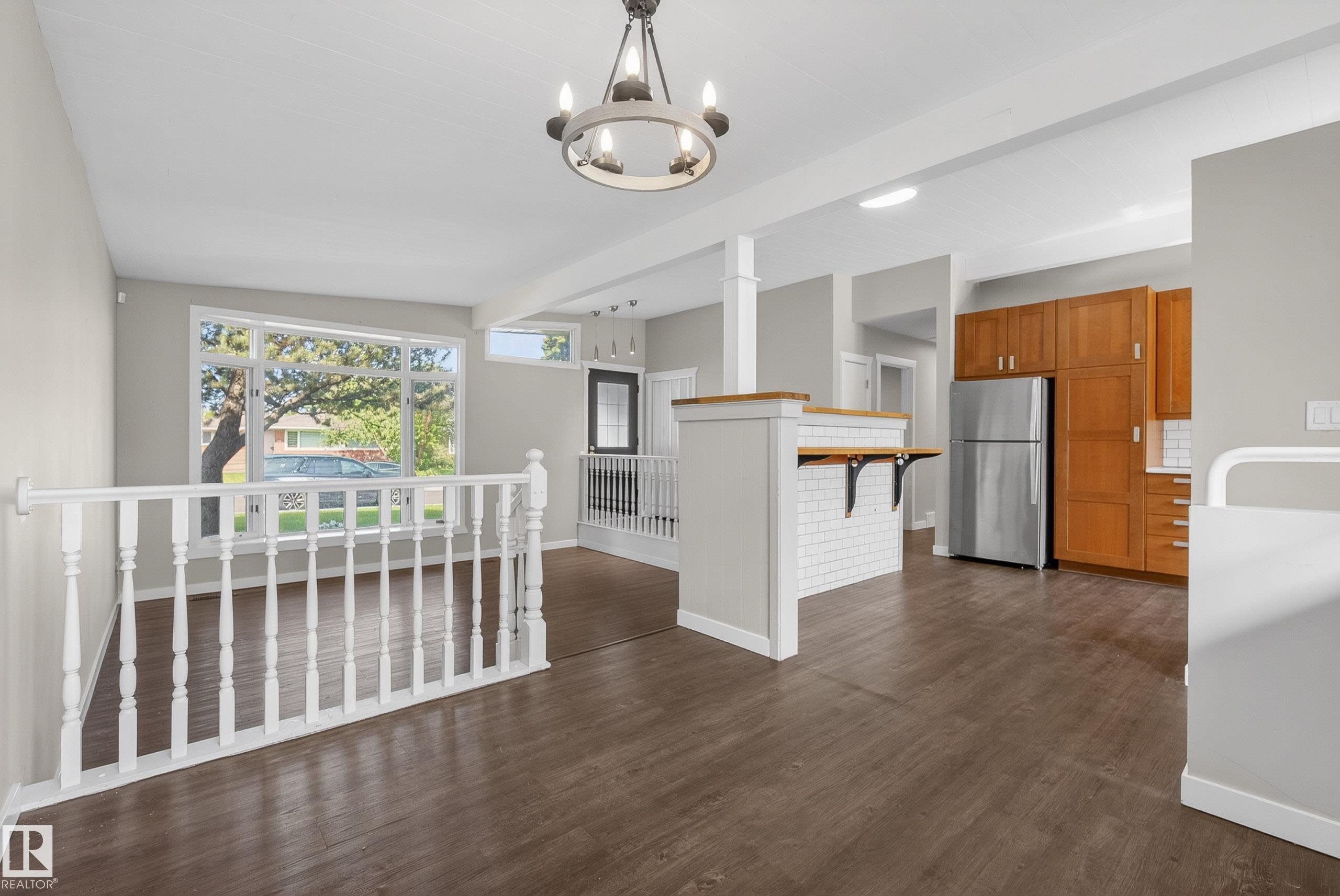 9043 52 Street, E4492995, Alberta,