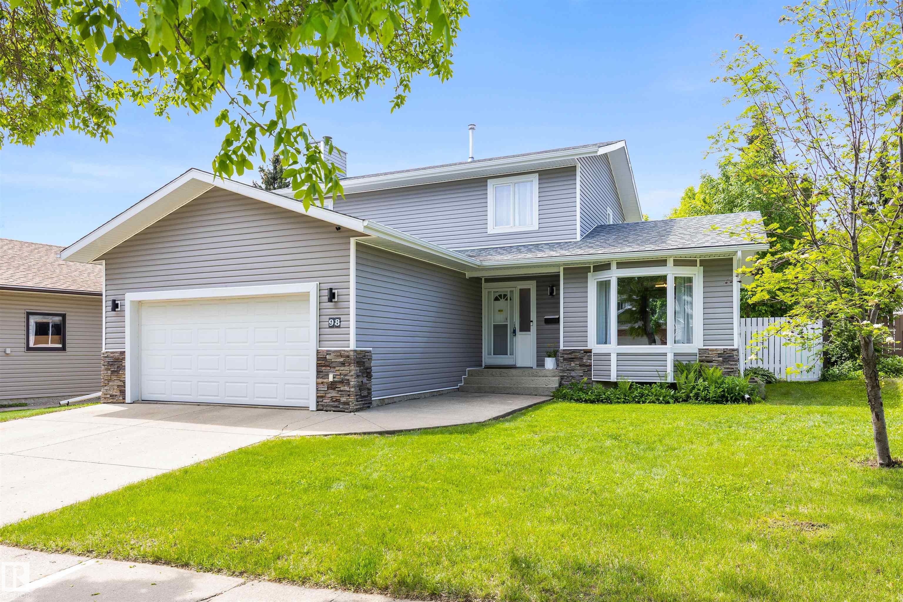 98 LANGHOLM Drive, E4493046, Alberta,