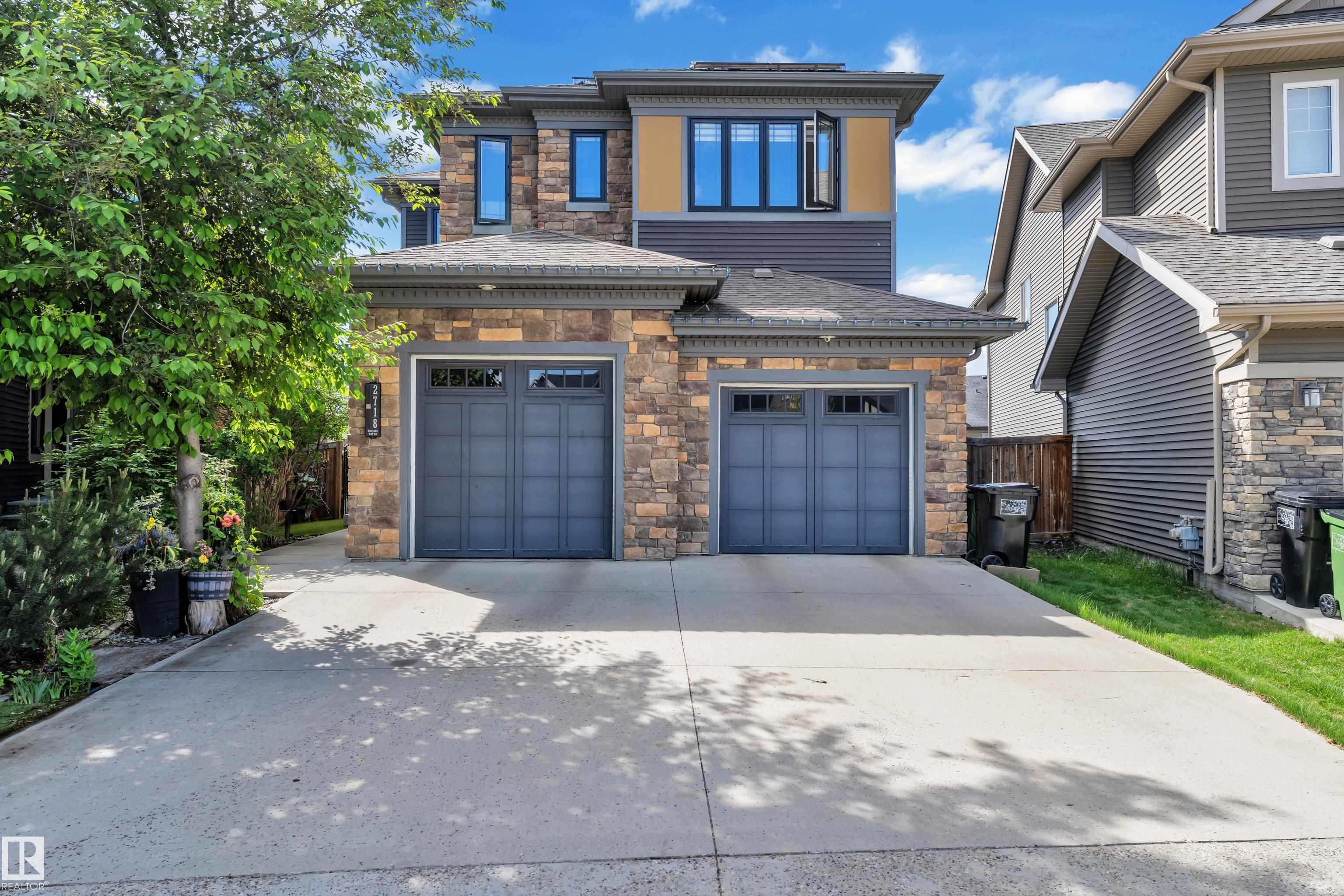 2718 KIRKLAND Way, E4493050, Alberta,