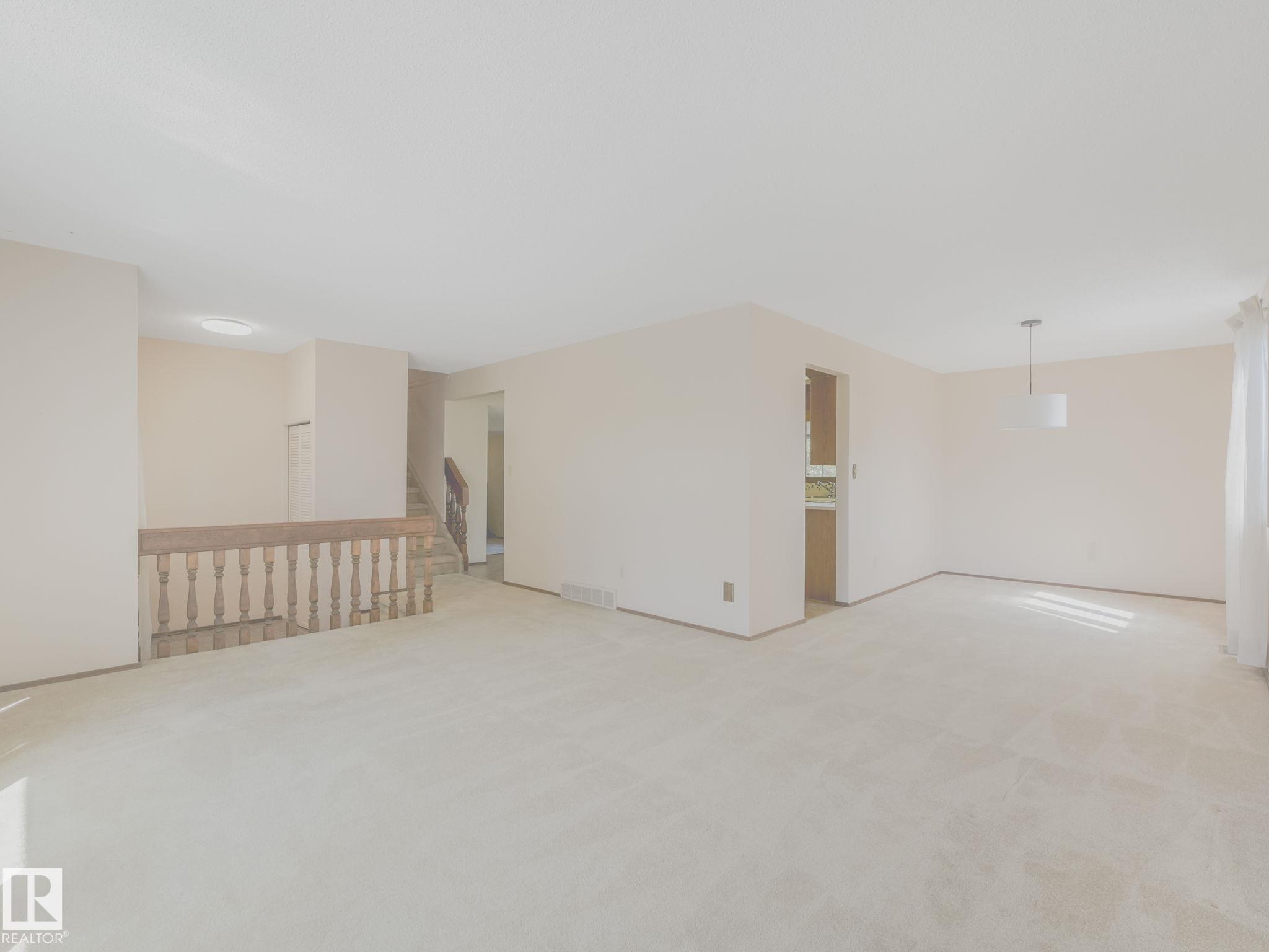 Fifth View of 18514 86A Avenue, Aldergrove, Edmonton, Alberta, T5T 1J6
