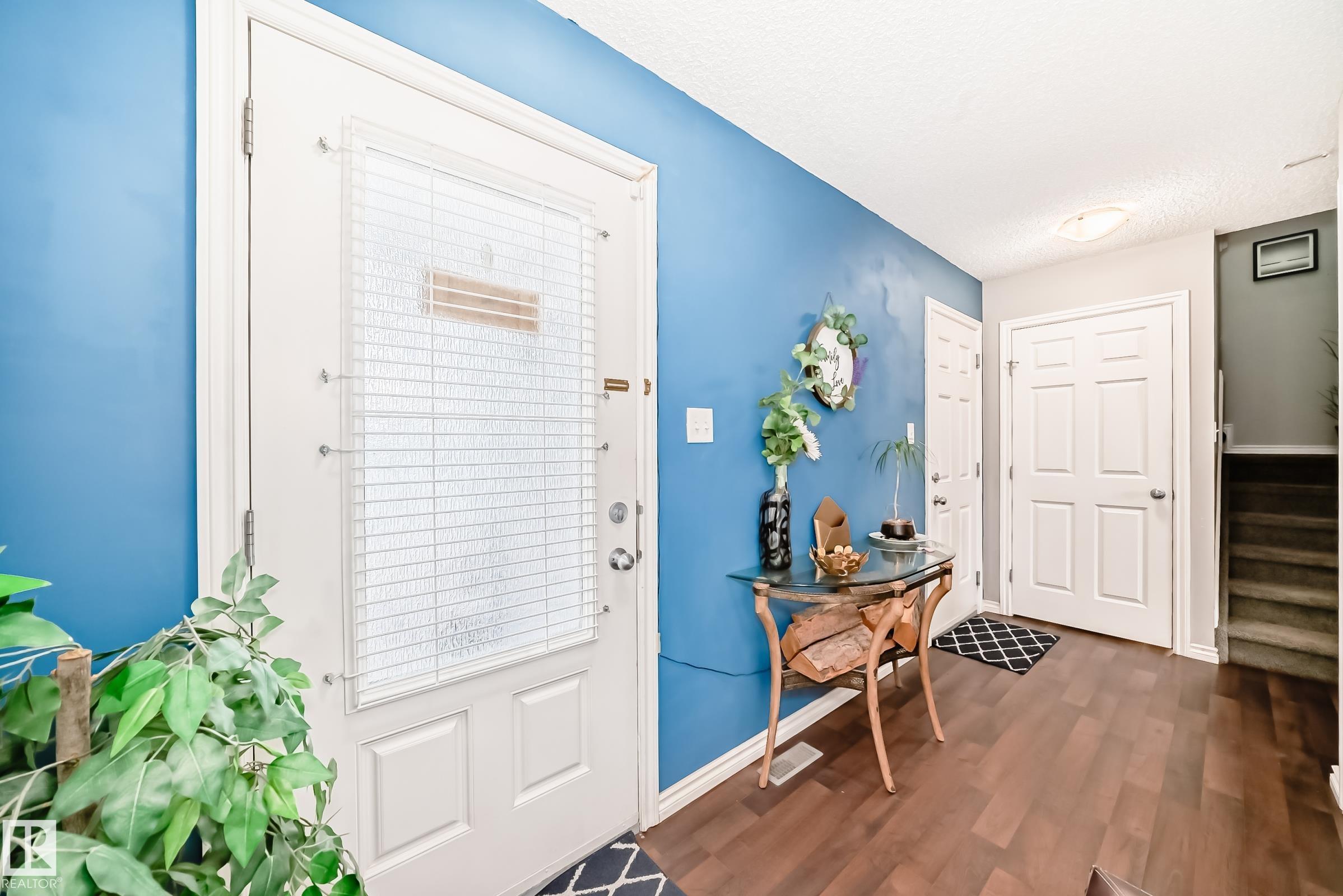 Fourth View of 3734 9 Street, Maple Crest, Edmonton, Alberta, T6T 0S2