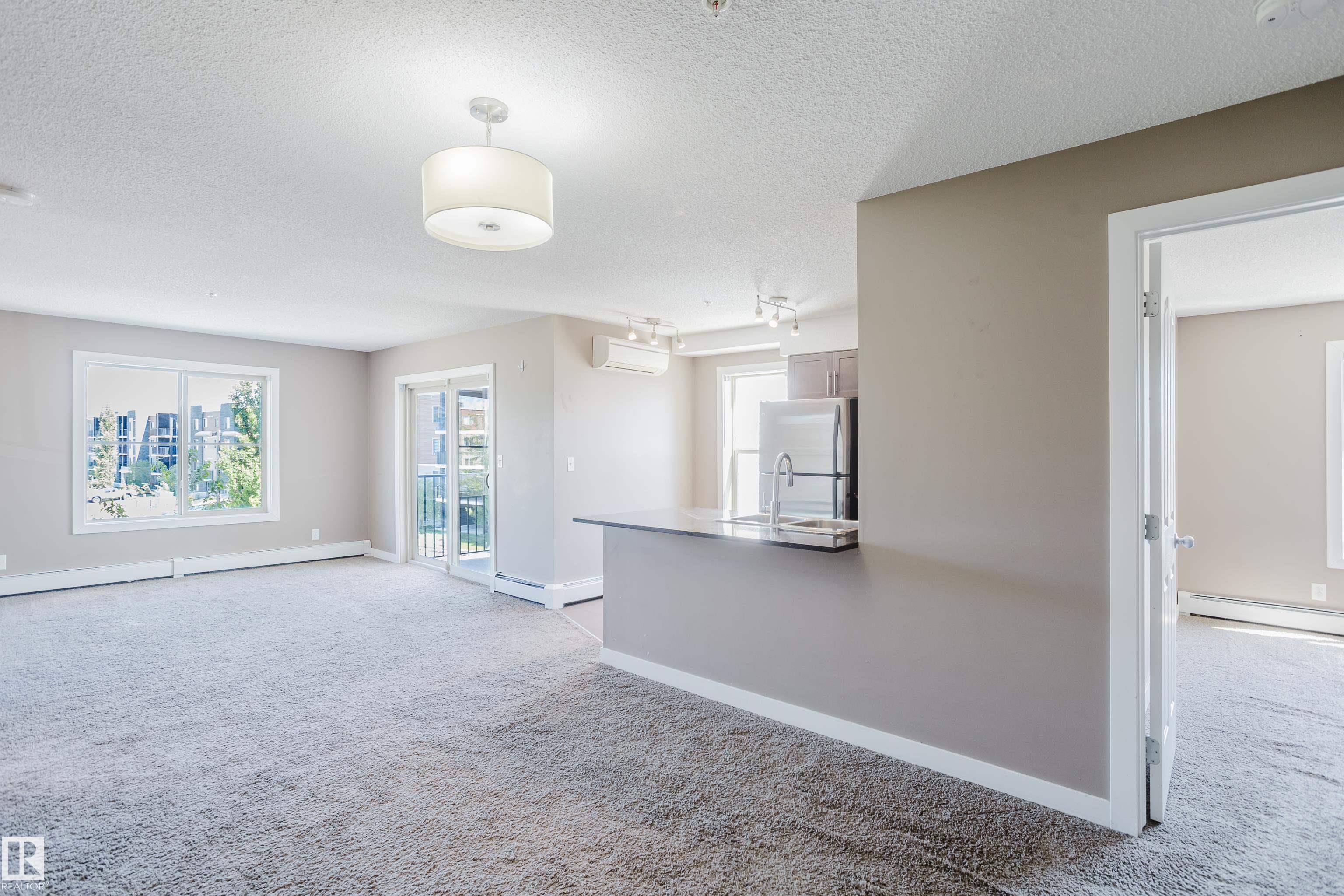301 11820 22 Avenue, E4493071, Alberta,
