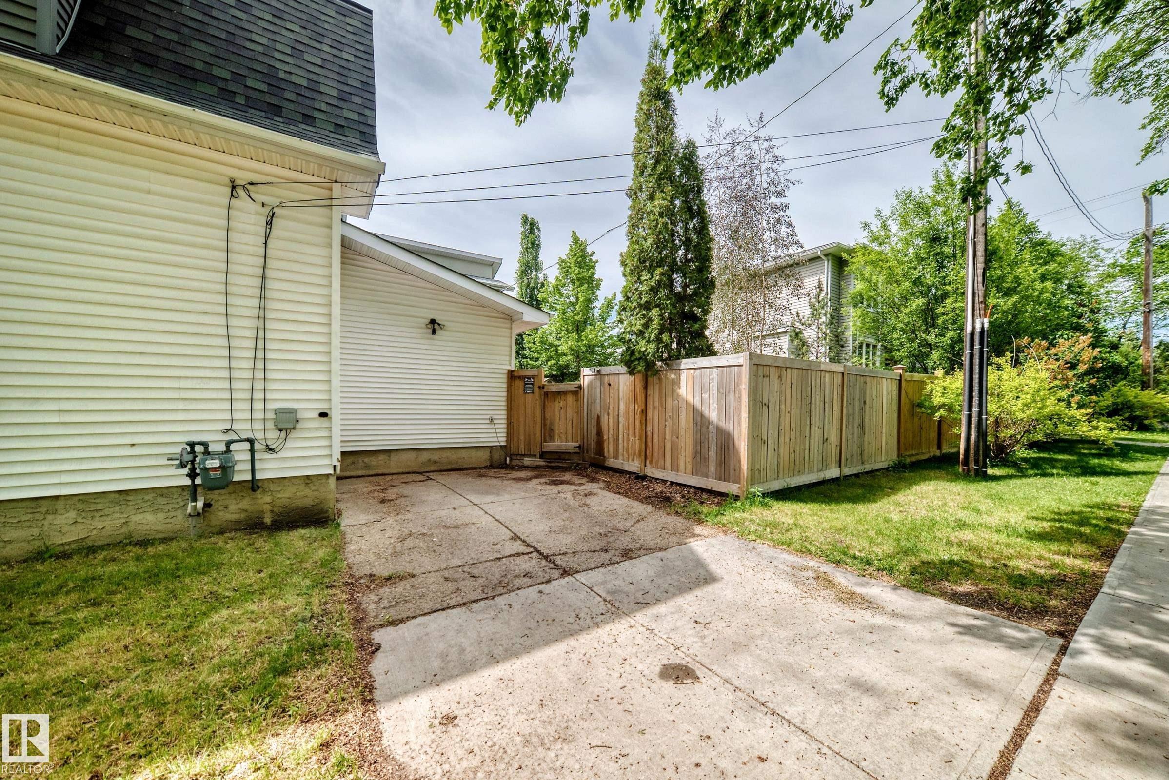 Fifth View of 10748 123 Street, Westmount, Edmonton, Alberta, T5M 0C4