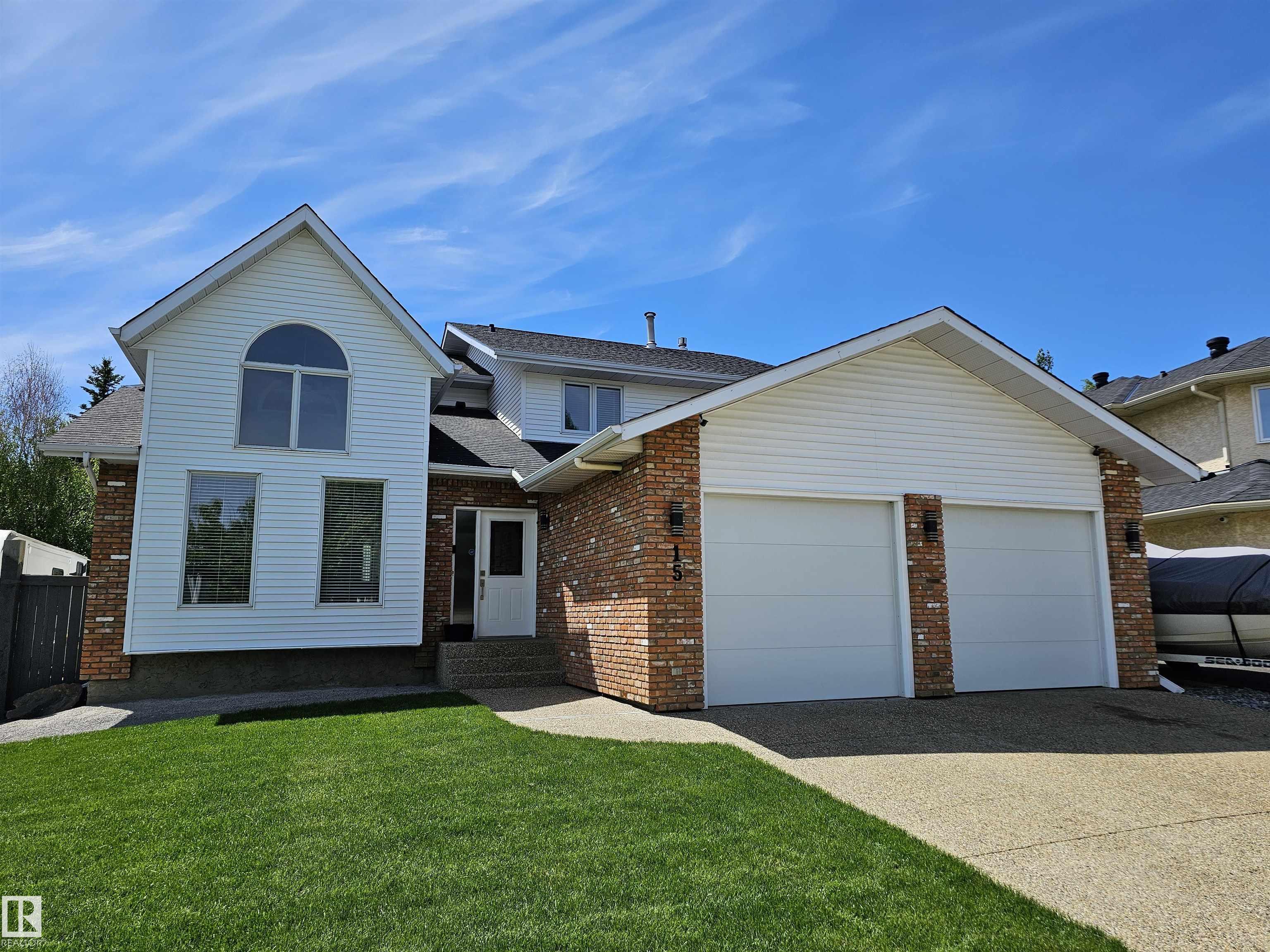 15 PAQUETTE Place, E4493717, Alberta,