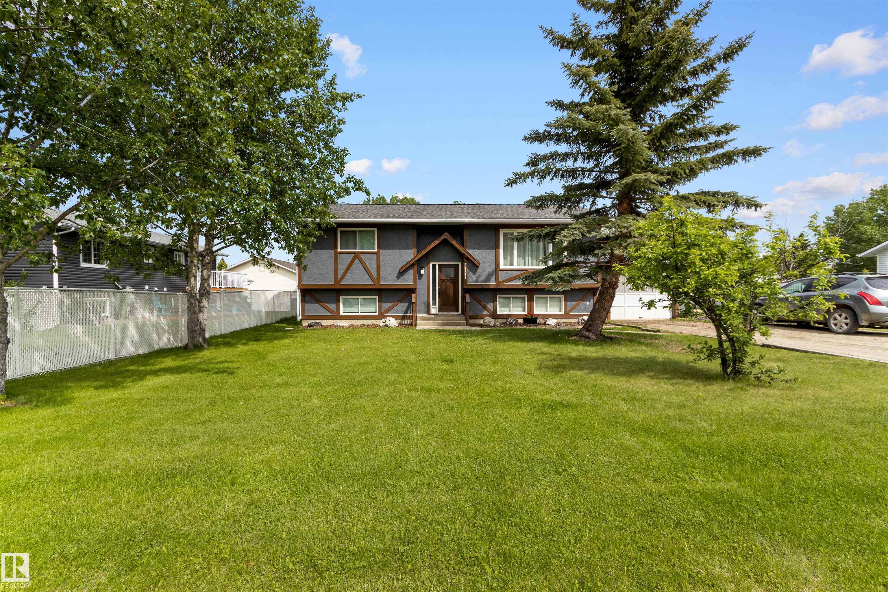 5121 52 Street, E4493721, Alberta,