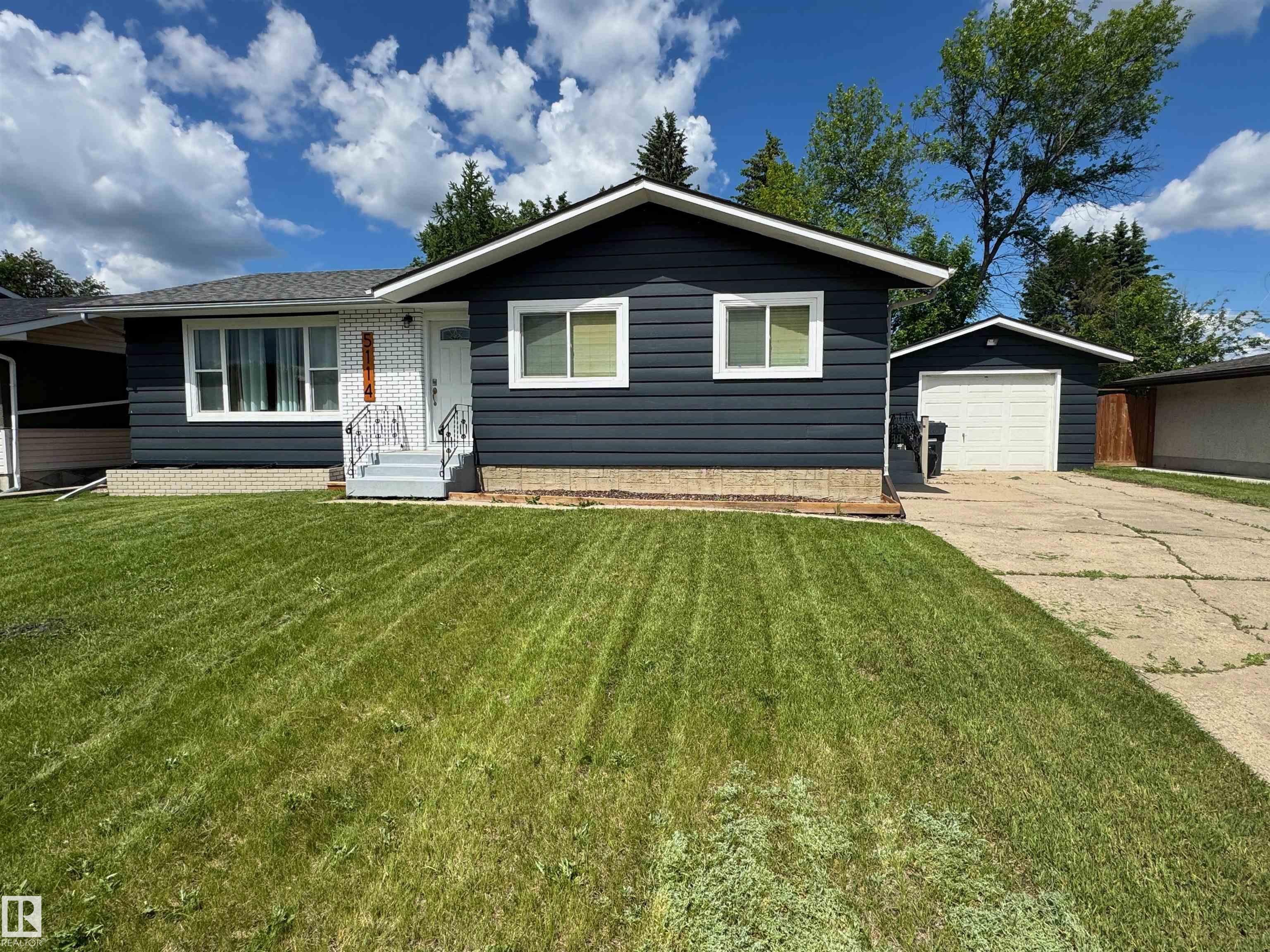5114 44 Avenue, E4494644, Alberta,
