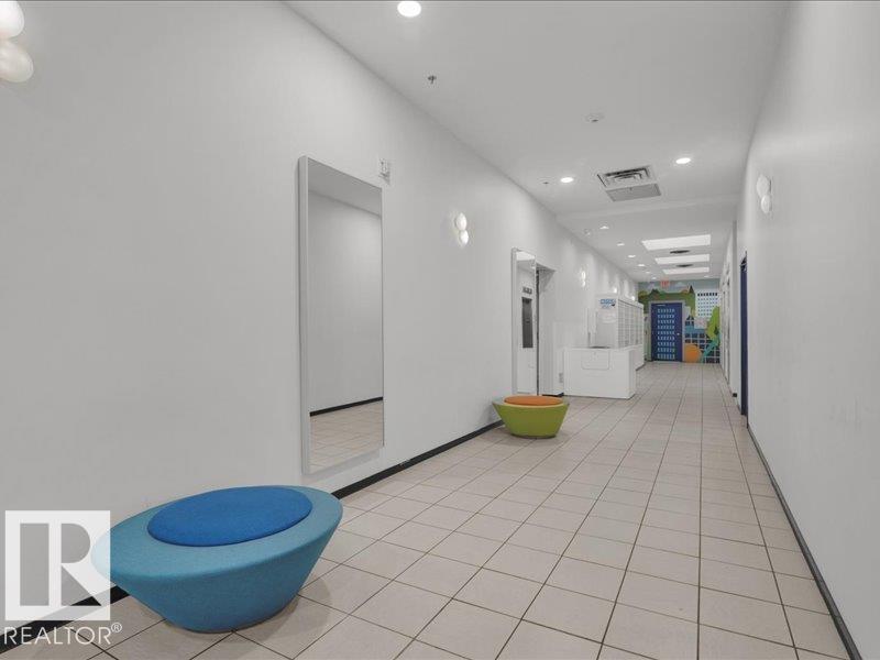 Third View of #708 10024 JASPER Avenue, Downtown (Edmonton), Edmonton, Alberta, T5J 1R9