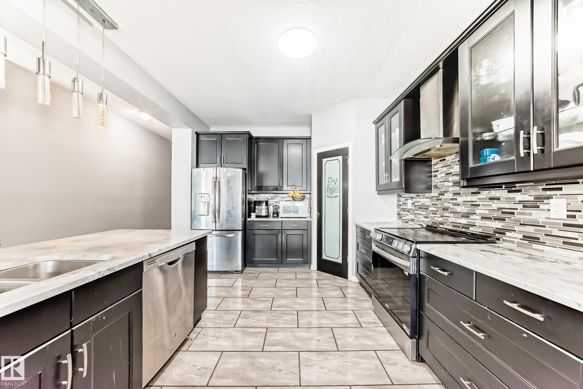 Fourth View of 16720 61 Street, McConachie Area, Edmonton, Alberta, T5Y 0W6