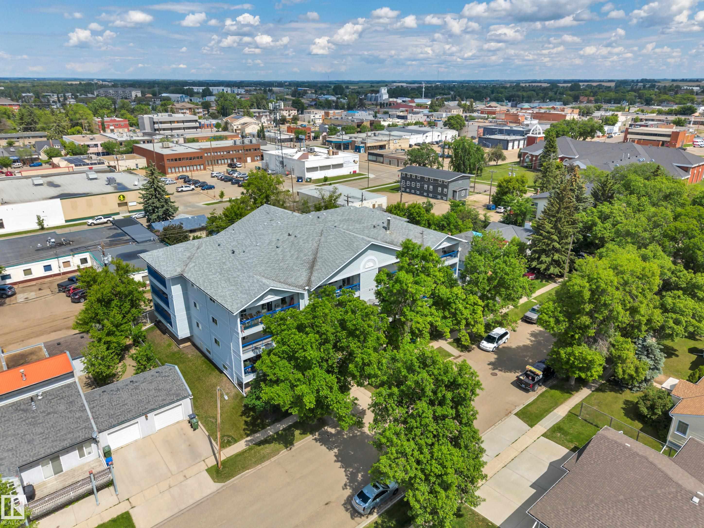 305 5212 48 Avenue, E4495033, Alberta,