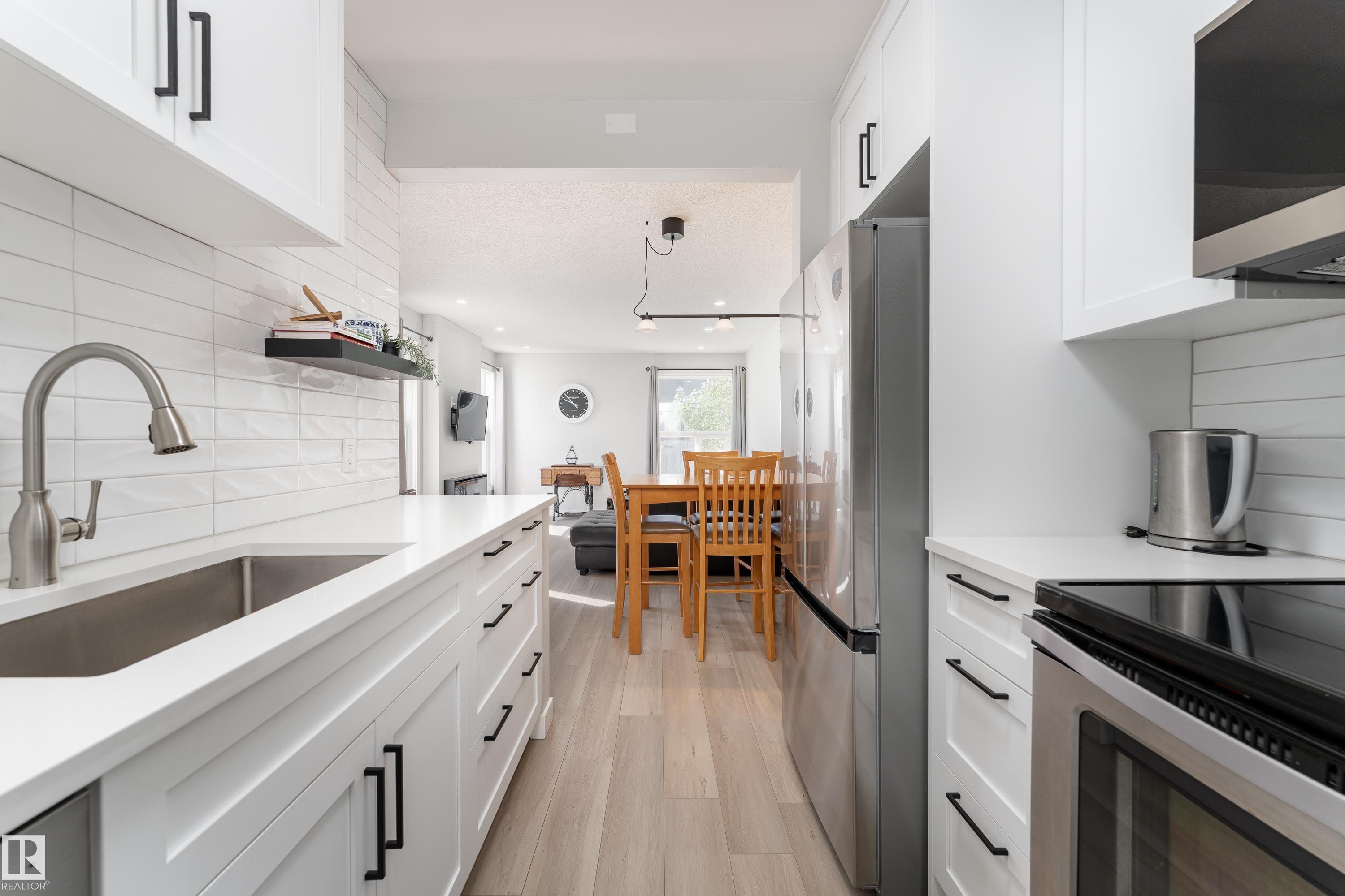 1164 KNOTTWOOD Road E, E4495371, Alberta,