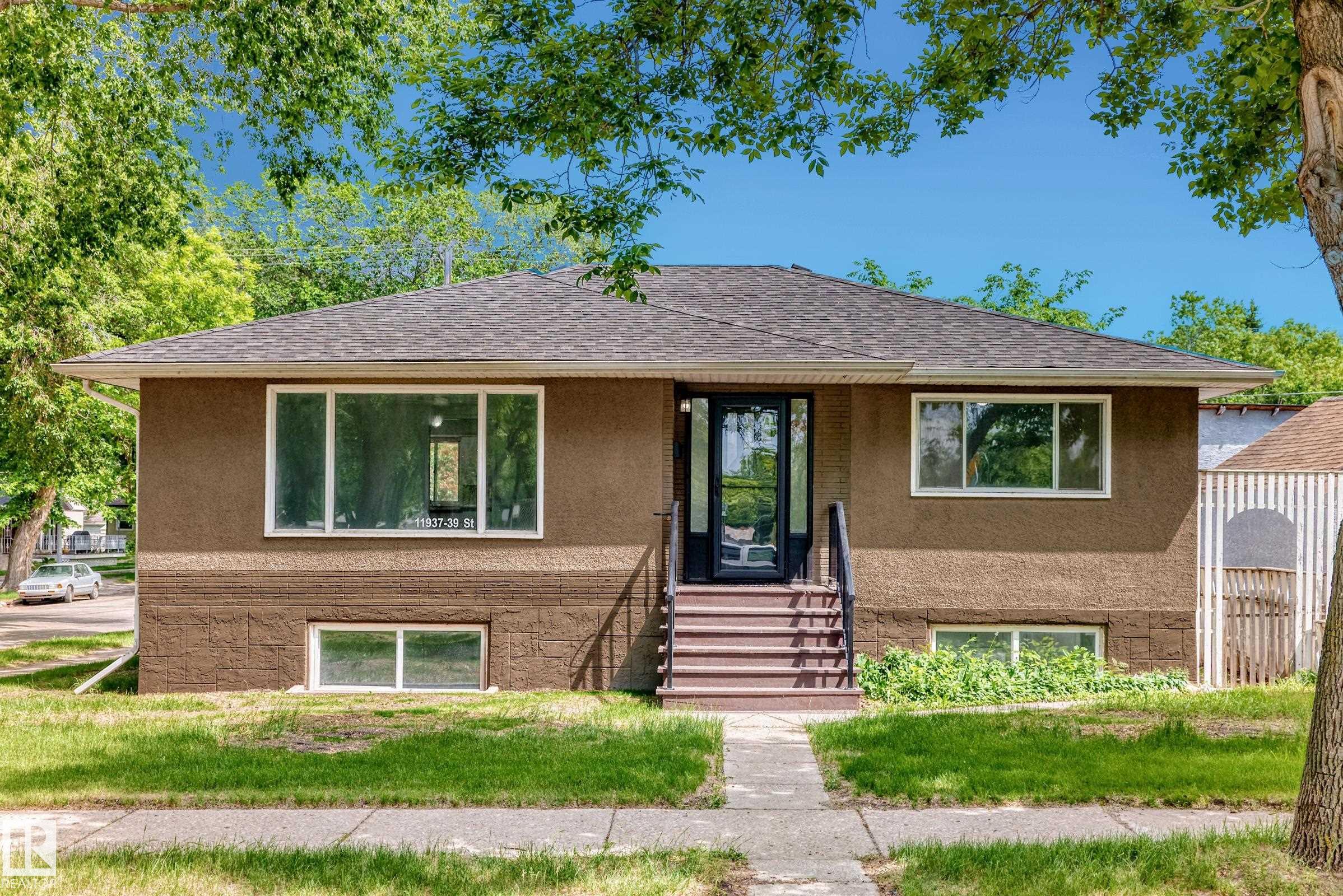 11937 39 Street NW, E4495456, Alberta,