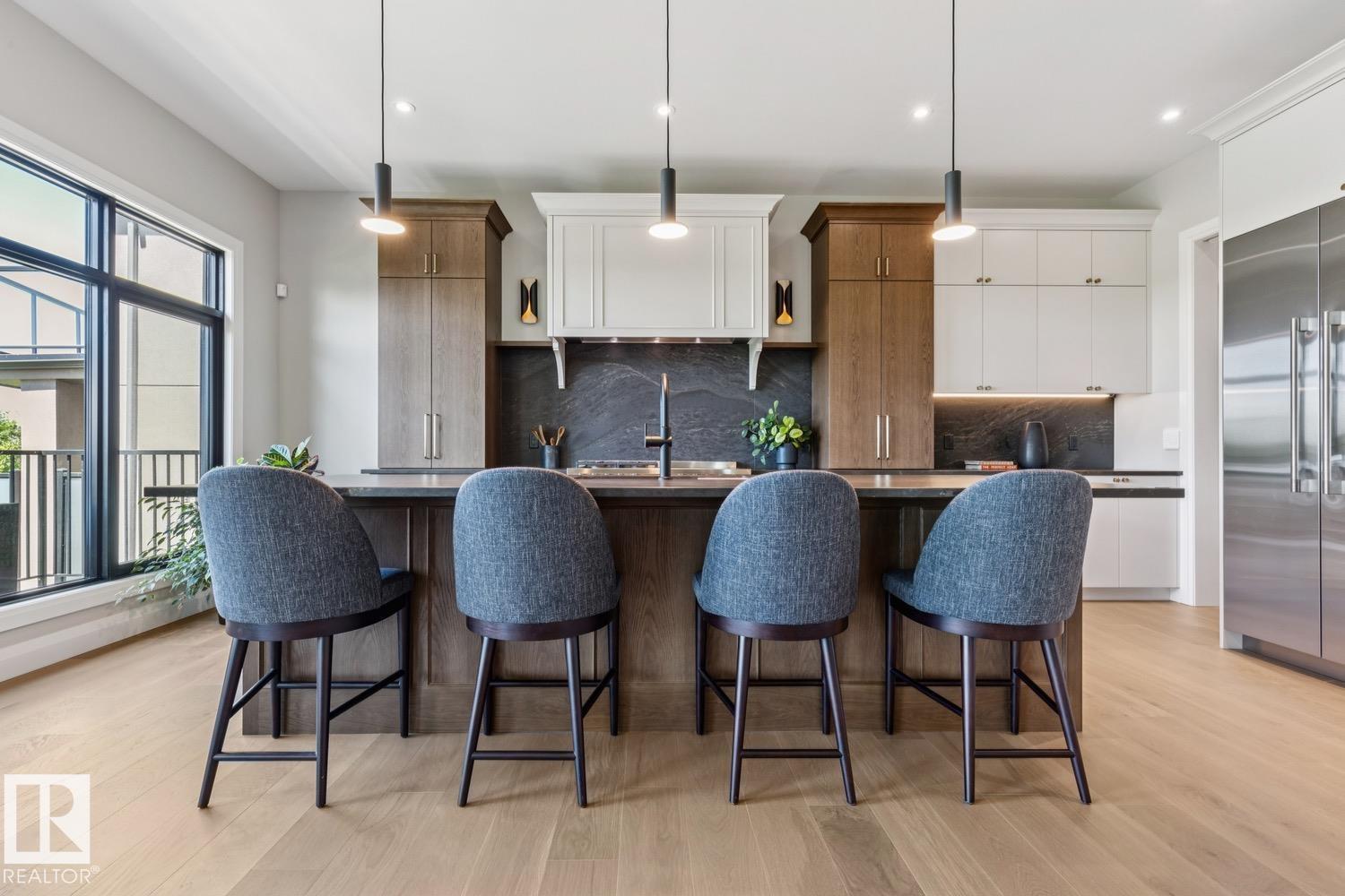 Fourth View of 4812 KNIGHT Crescent, Keswick, Edmonton, Alberta, T6W 5A2