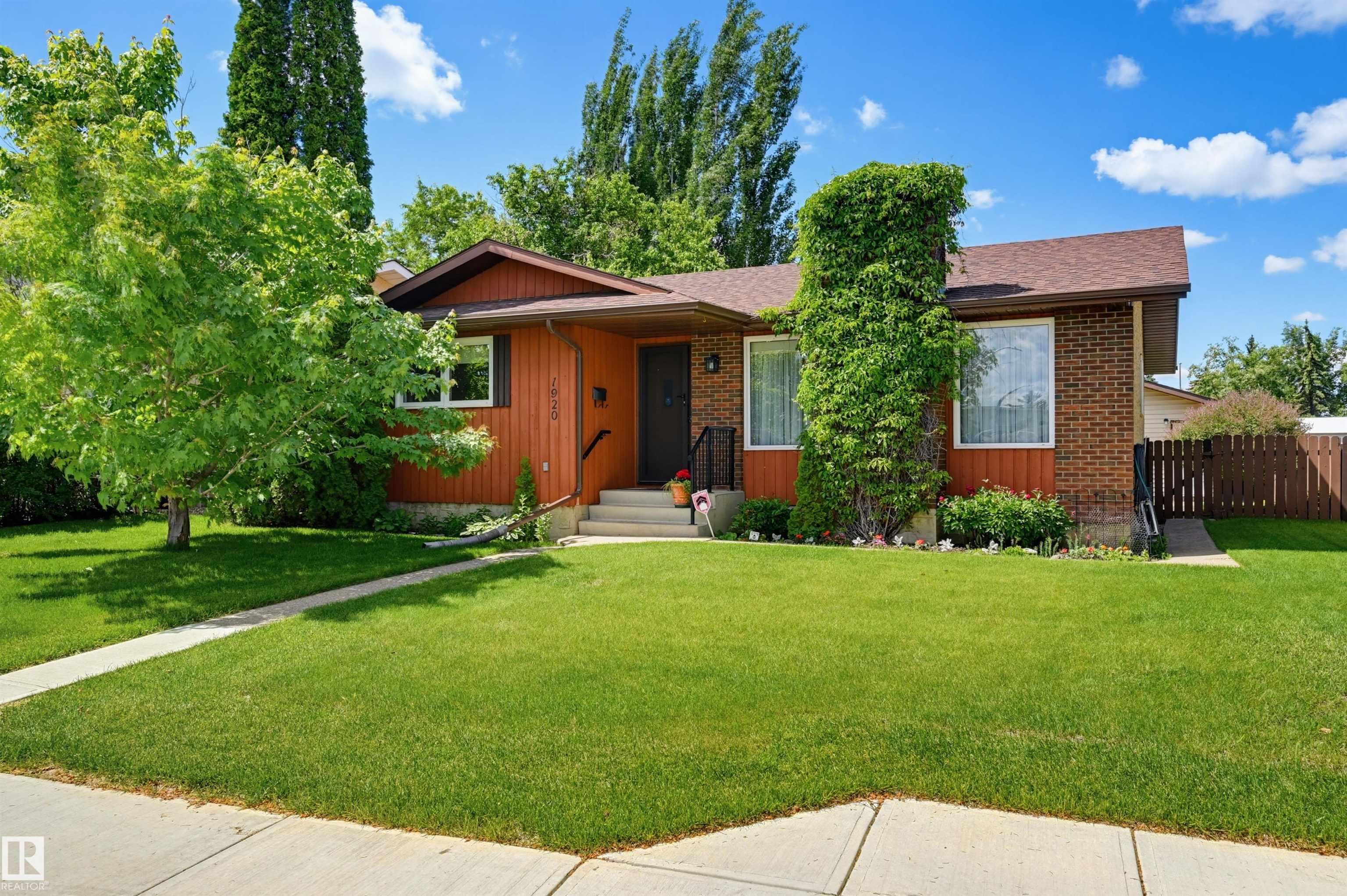 1920 65 Street, E4495697, Alberta,