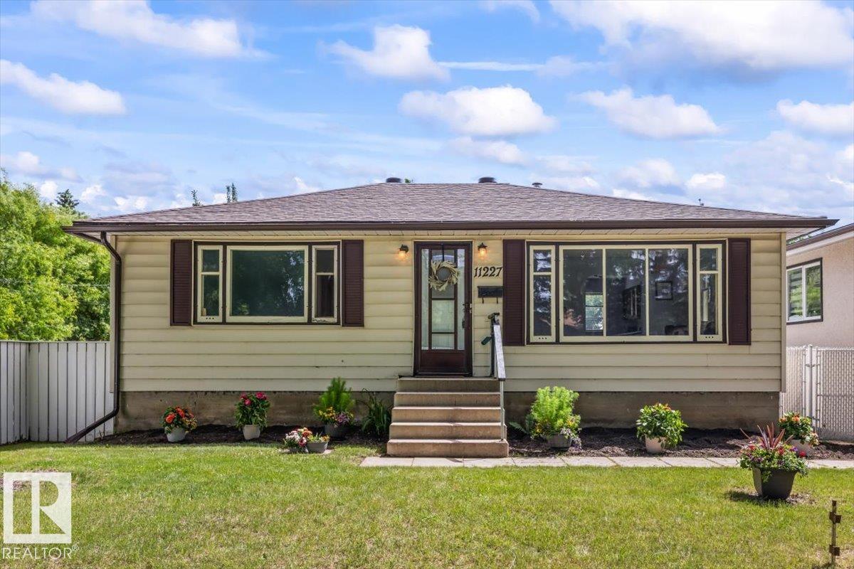 11227 52 Street, E4496179, Alberta,