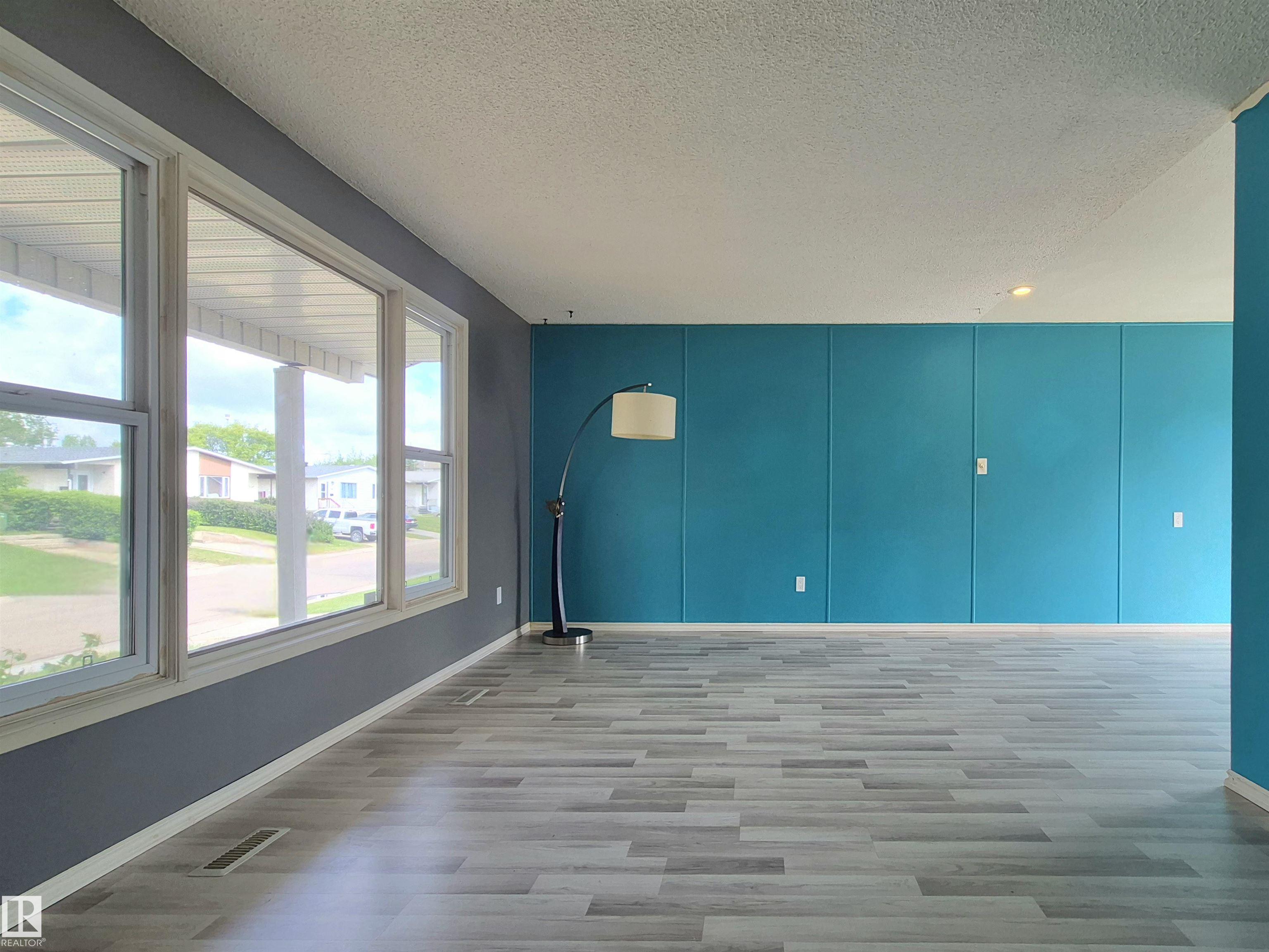 Fourth View of 3729 54 Street, Lynalta, Wetaskiwin, Alberta, T9A 2L1