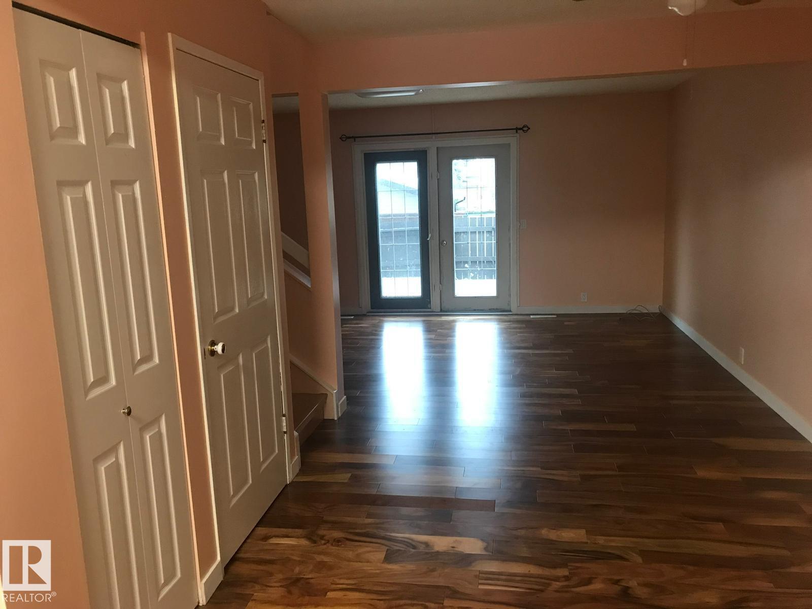 Second View of 1704 37 Street, Daly Grove, Edmonton, Alberta, T6L 2R7