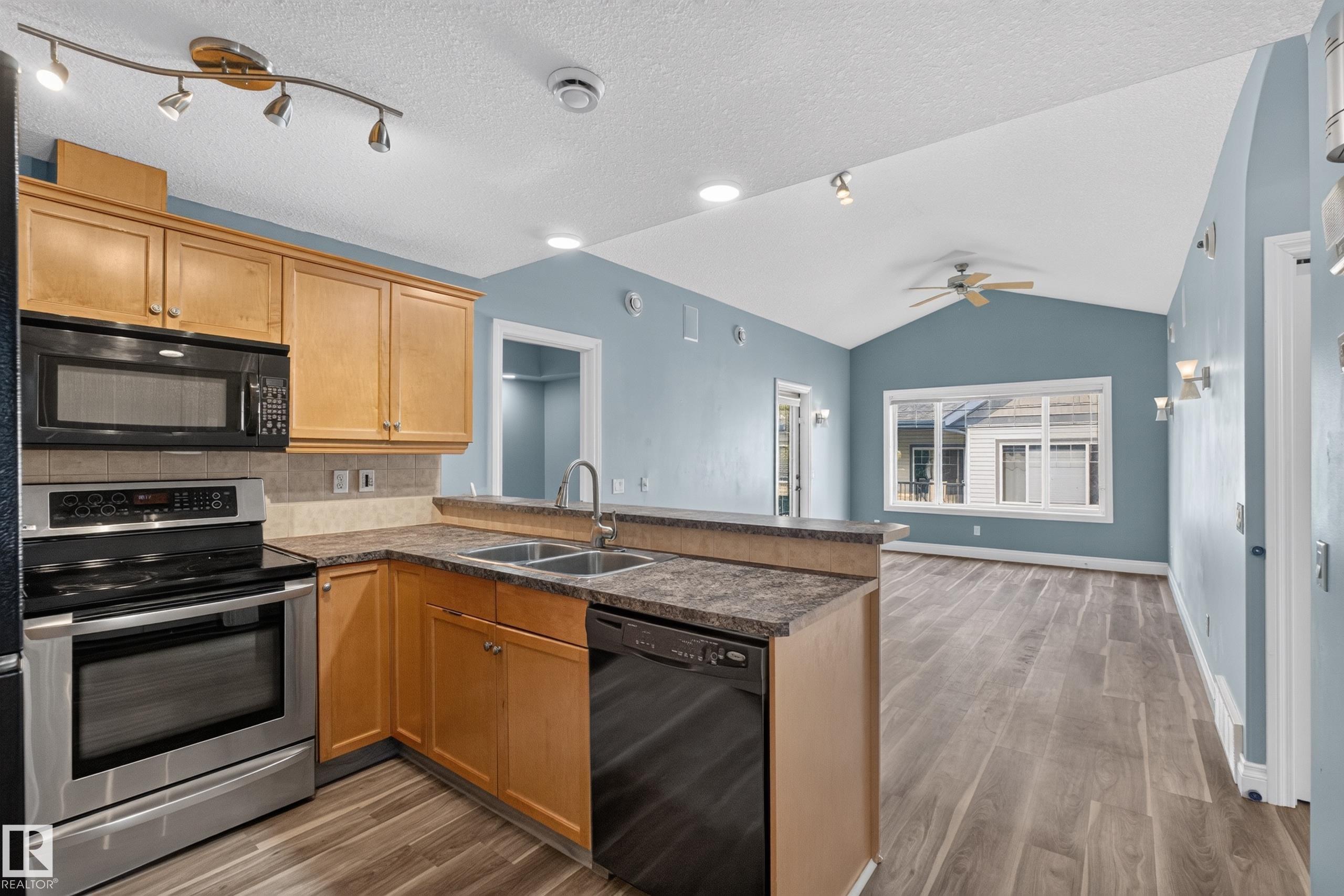 Second View of 18 2565 Hanna Crescent, Haddow, Edmonton, Alberta, T6R 0M4