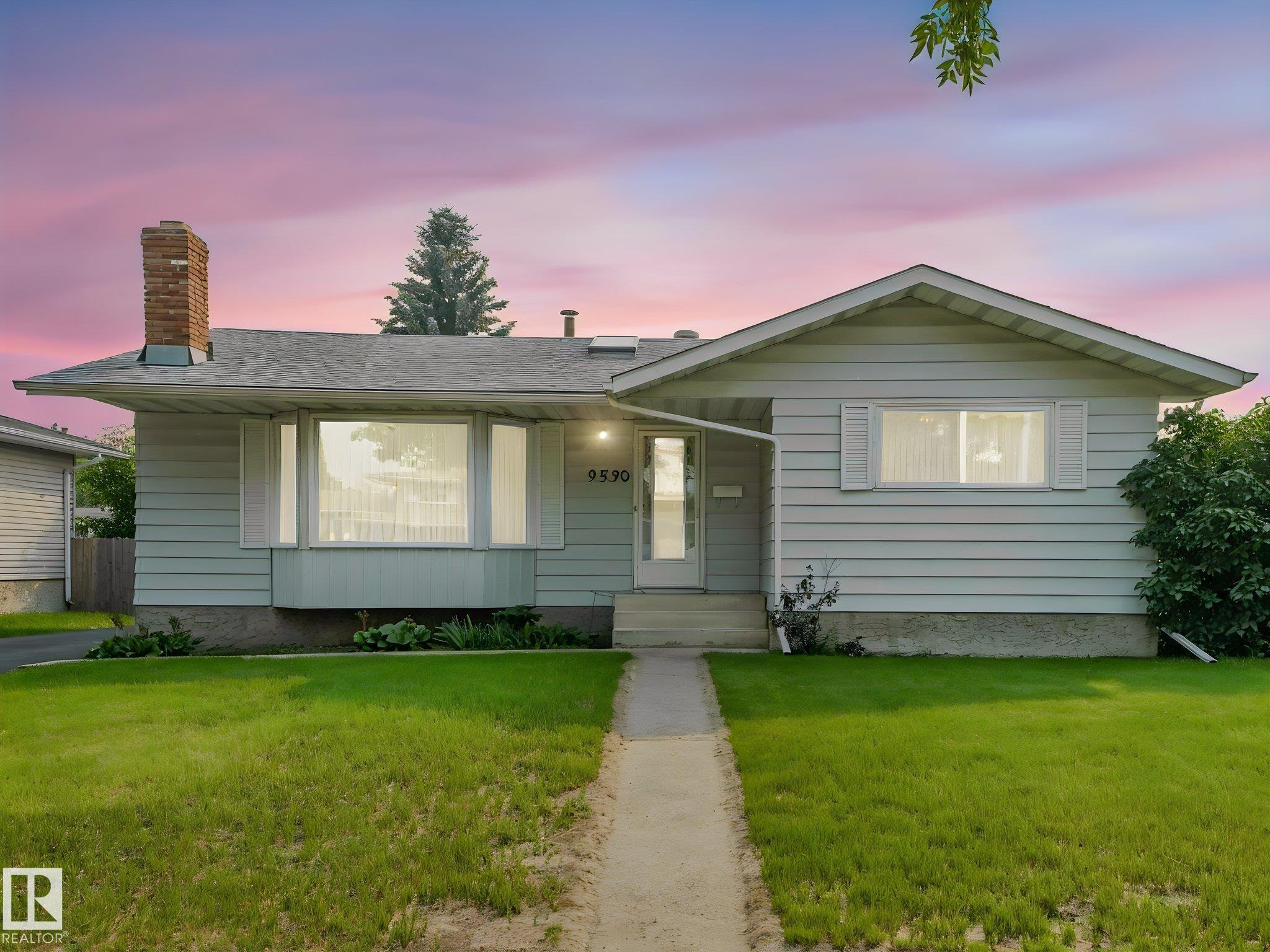 Third View of 9530 87 Street, Pineview Fort Sask., Fort Saskatchewan, Alberta, T8L 1H1