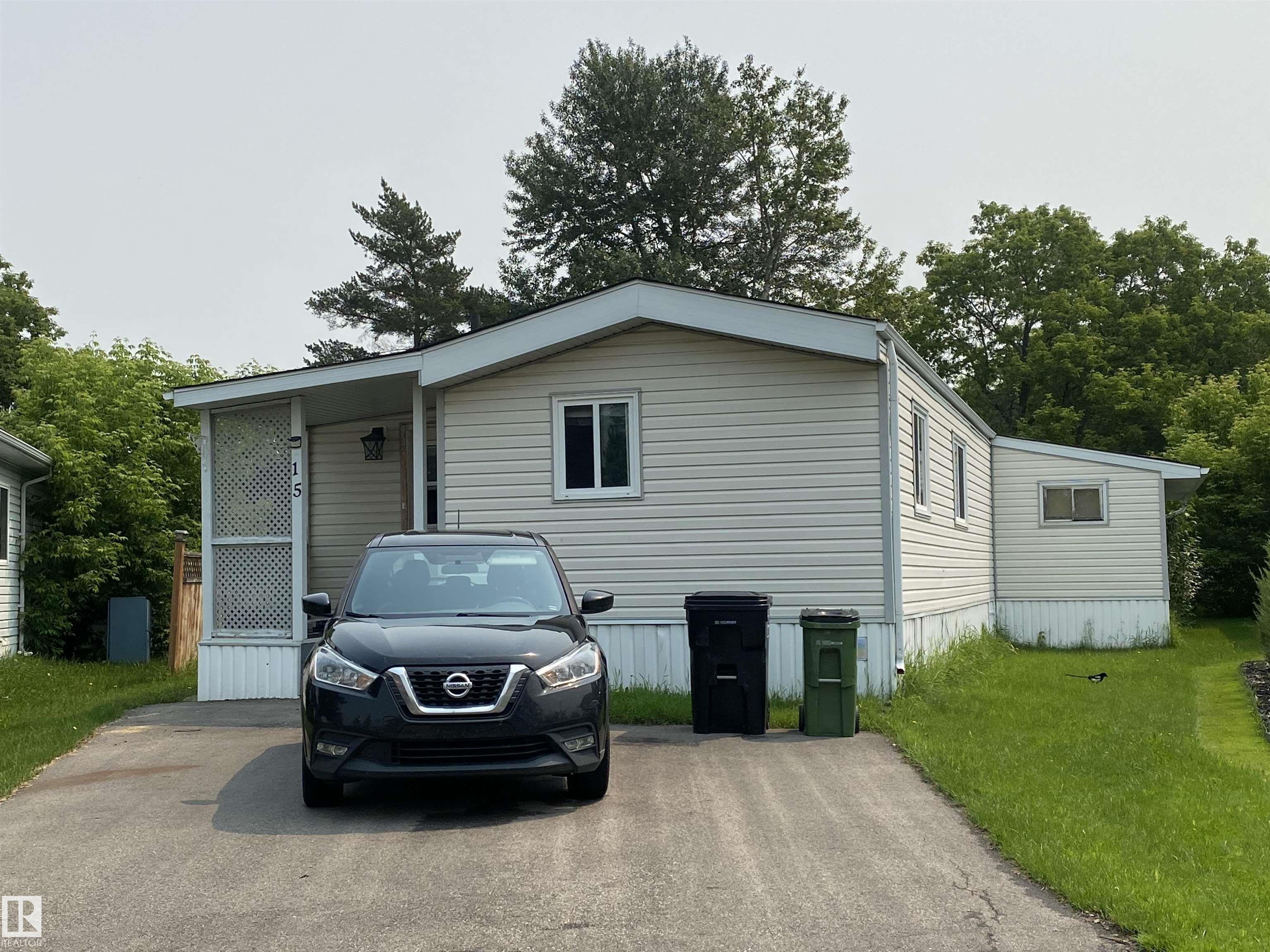 15 Cliff Crescent, E4496649, Alberta,
