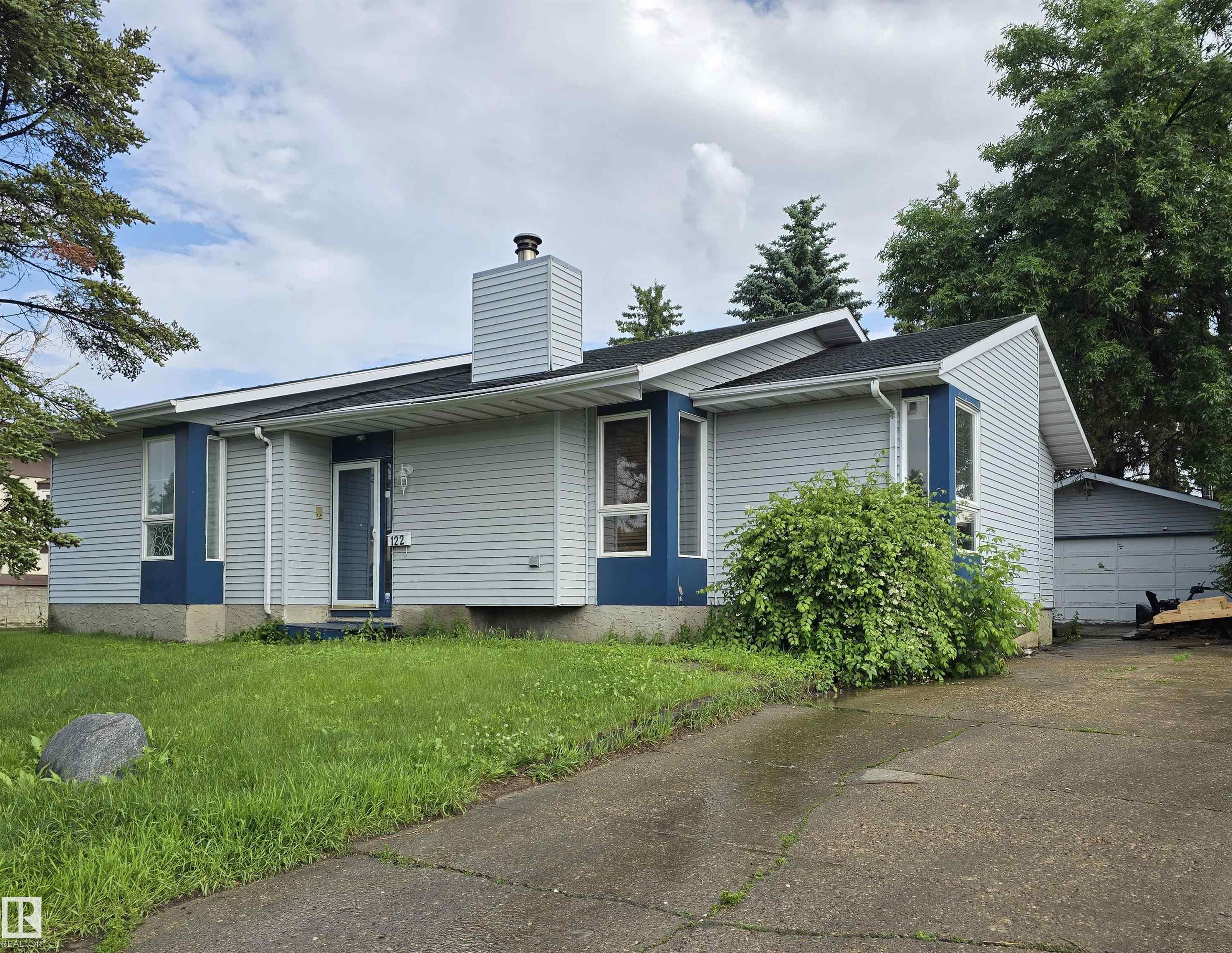 122 HARRISON Drive, E4496652, Alberta,
