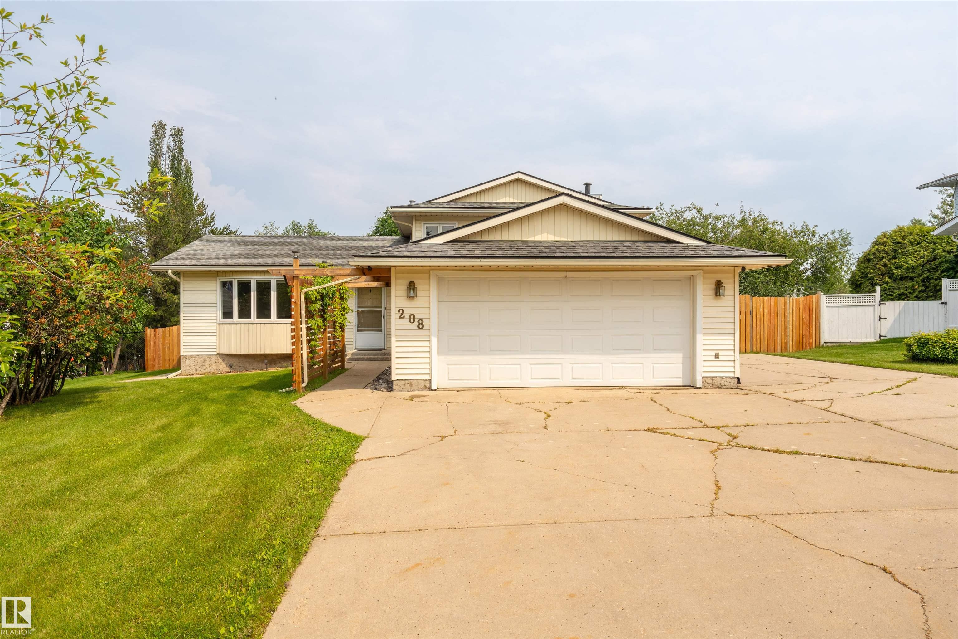 208 18 Street, E4496755, Alberta,