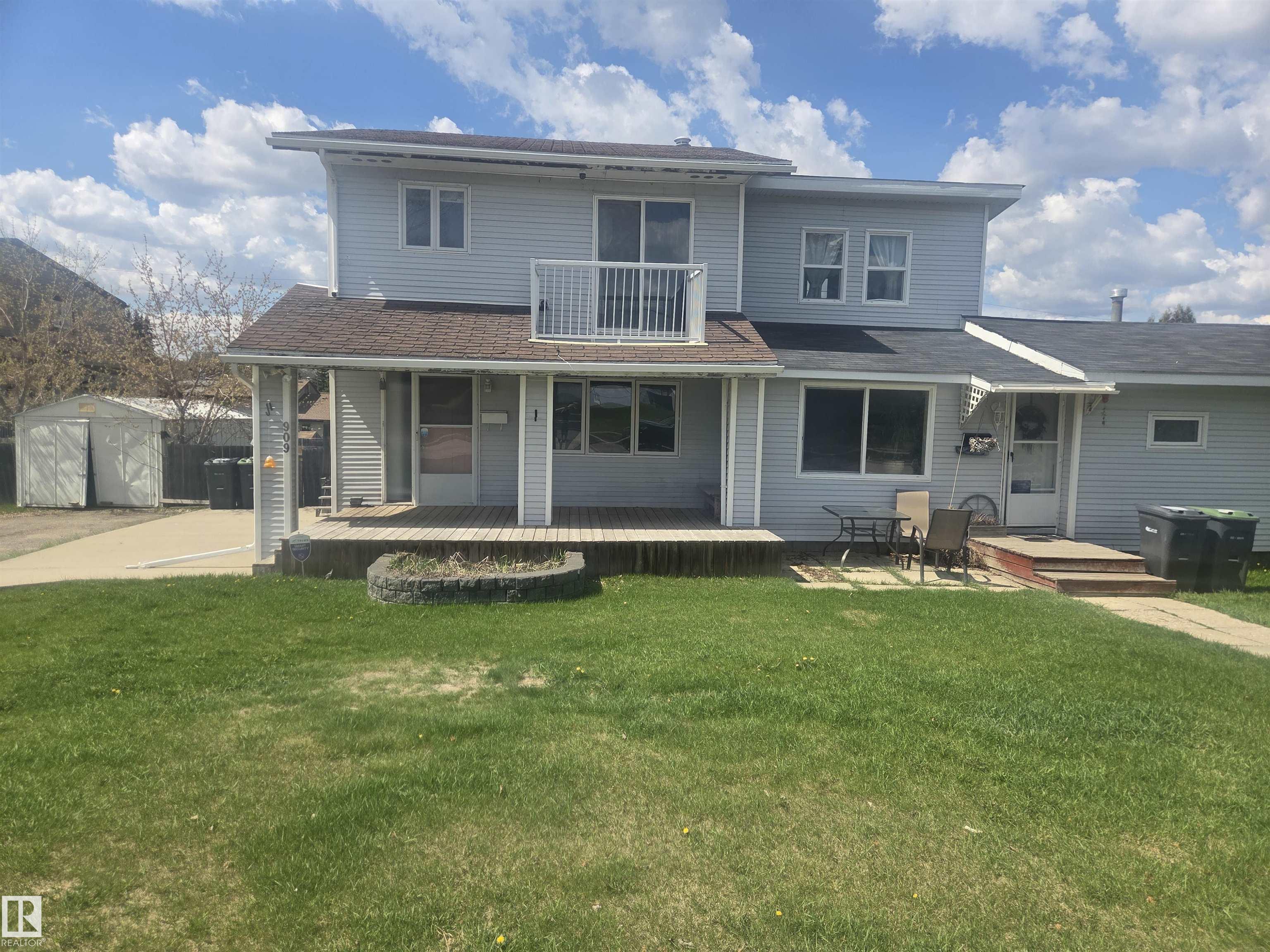 909 8 Street, E4496756, Alberta,