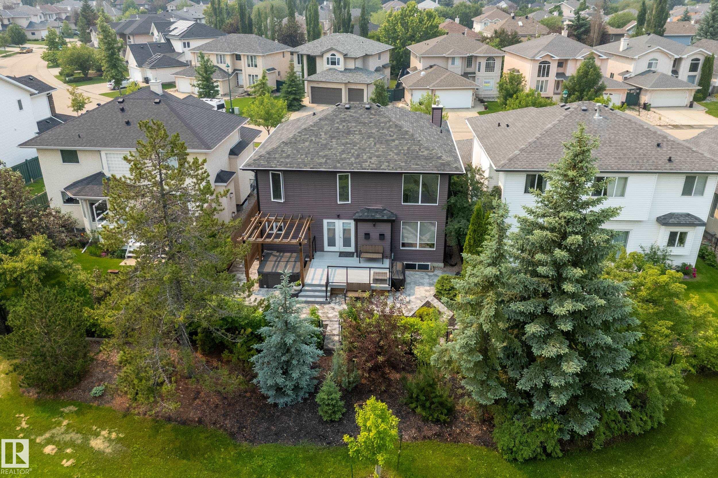 Third View of 1017 HOLGATE Place, Haddow, Edmonton, Alberta, T6R 2T7
