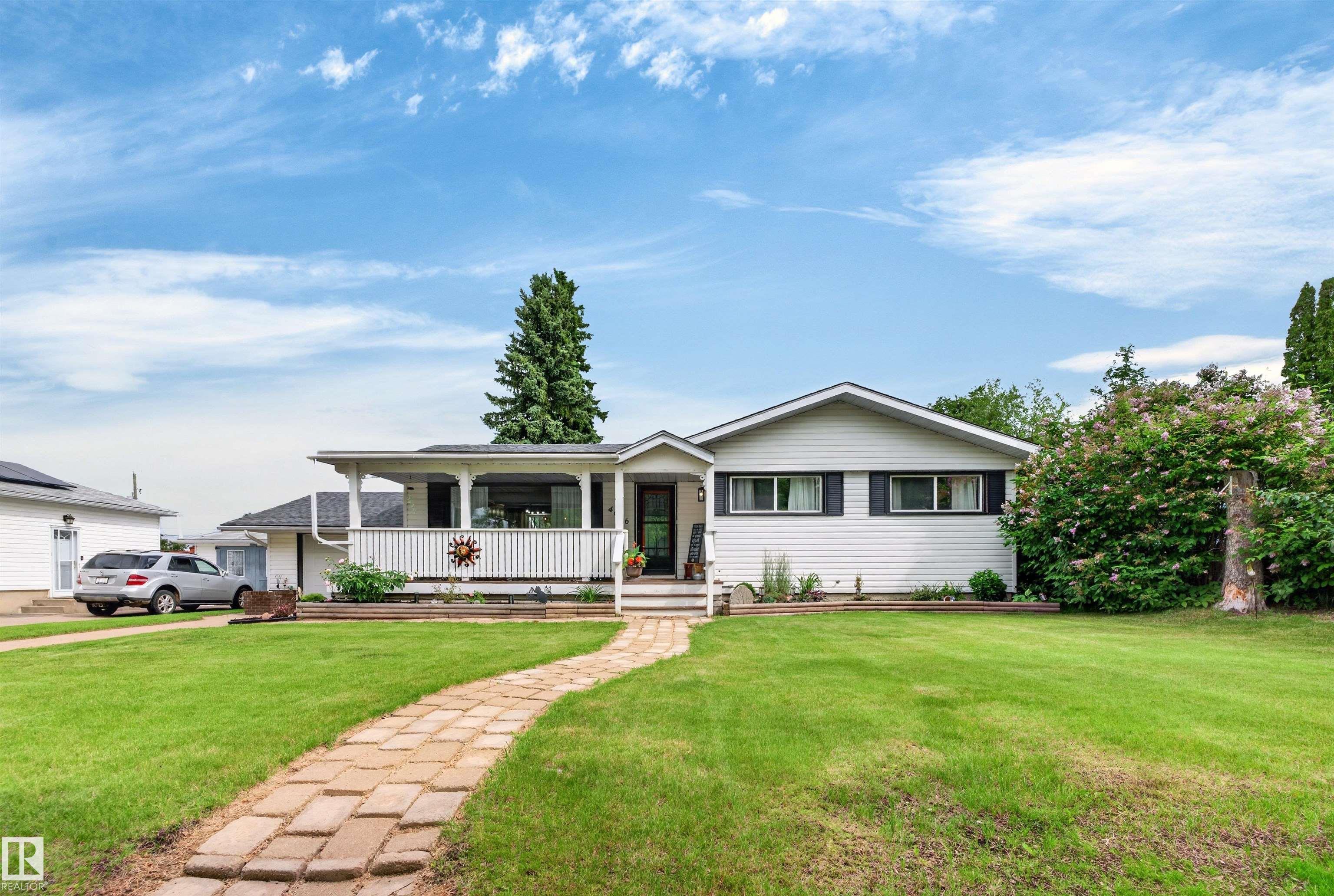 4606 52 Avenue, E4496856, Alberta,
