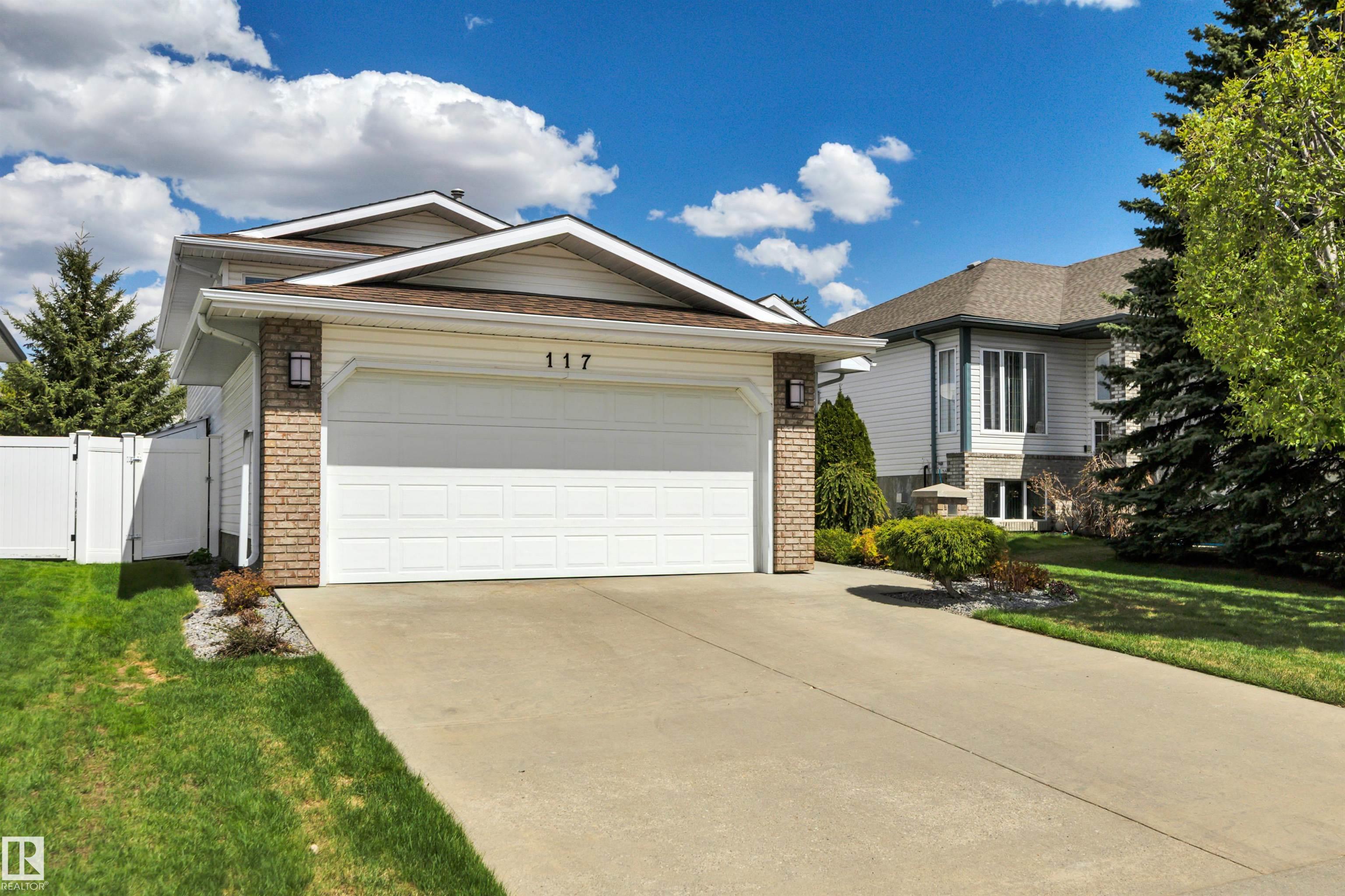 Second View of 117 HOLLICK-KENYON Way, Hollick-Kenyon, Edmonton, Alberta, T5Y 2T4