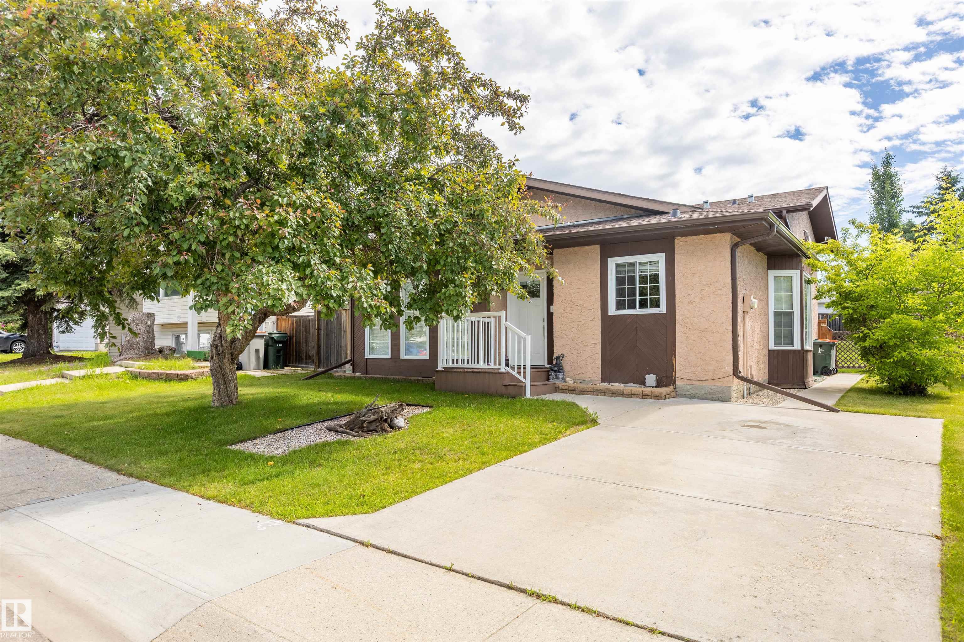 3 GLENFOREST Crescent, E4497337, Alberta,