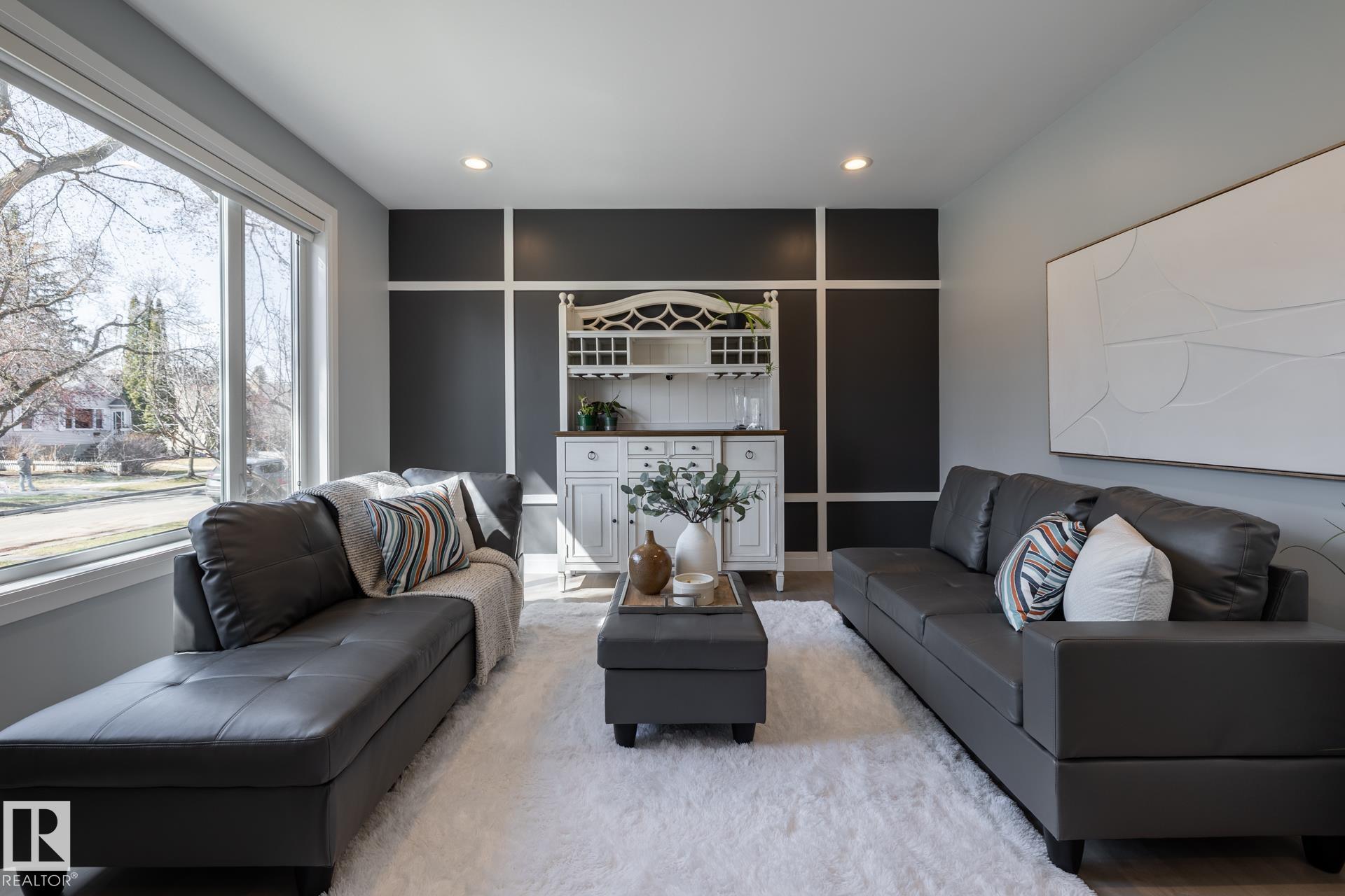 Fourth View of 10936 71 Avenue, Parkallen (Edmonton), Edmonton, Alberta, T6G 0A1