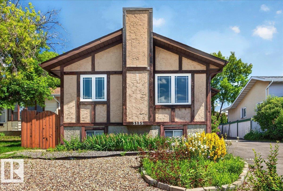 3135 49A Street, E4497641, Alberta,