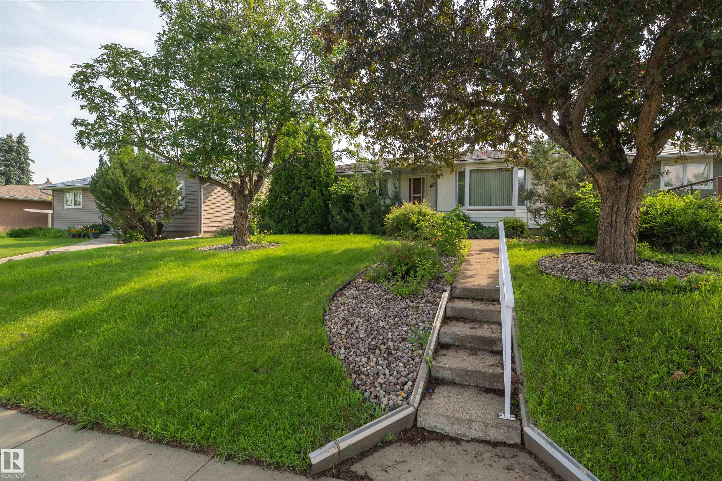 10627 43 Street, E4497733, Alberta,