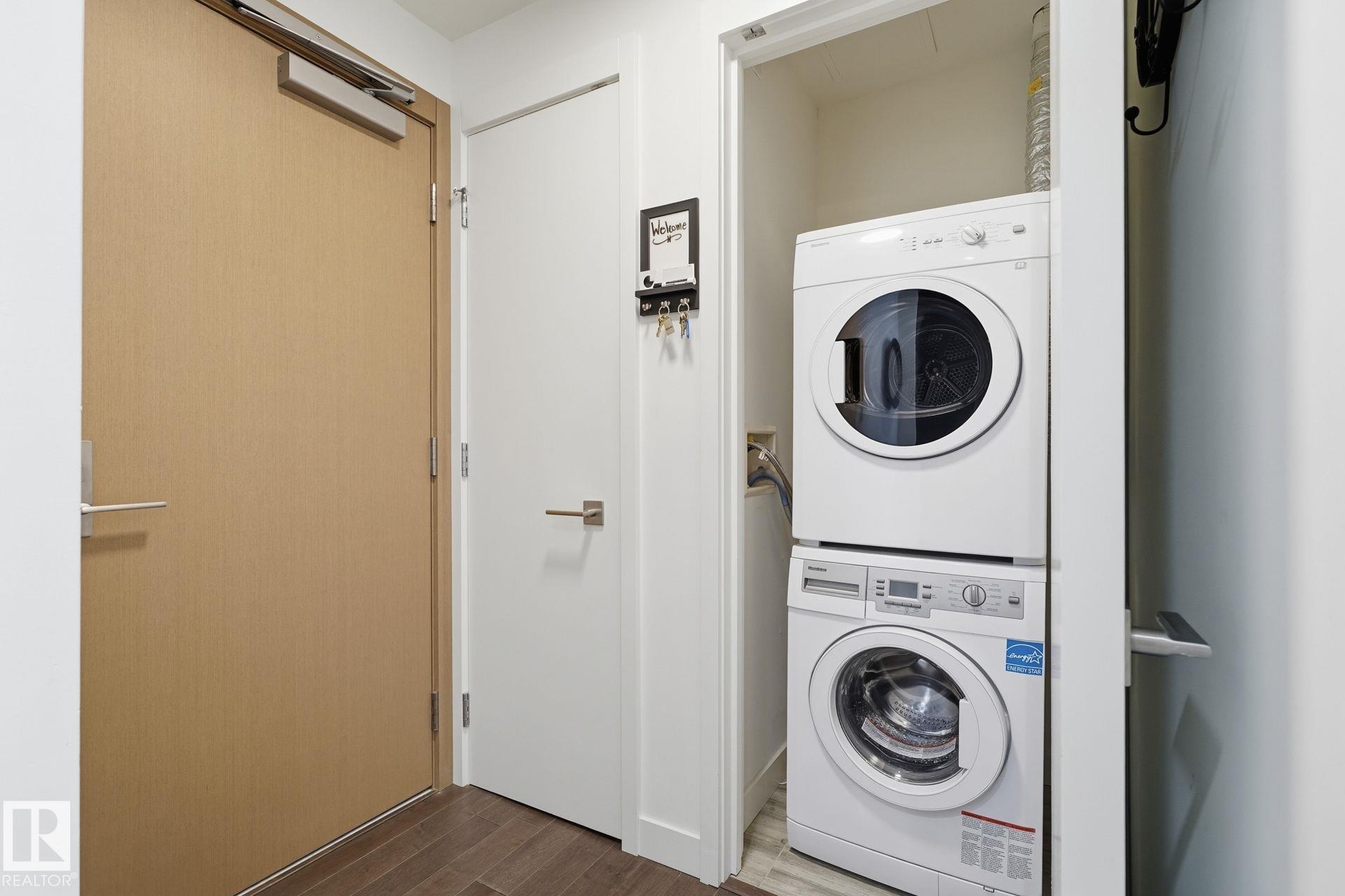 Second View of 3308 10360 102 Street, Downtown (Edmonton), Edmonton, Alberta, T6J 0G7