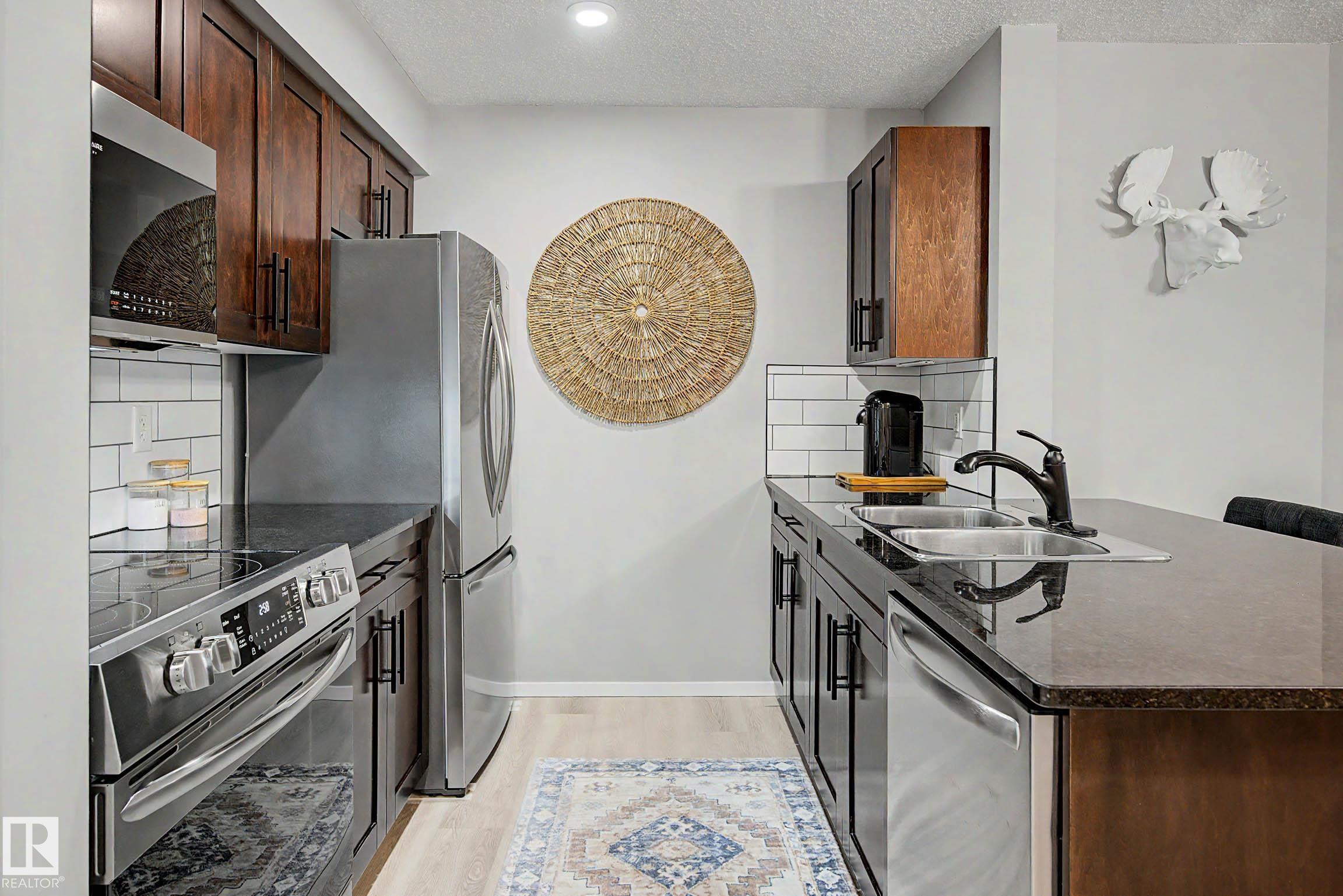 Third View of 105 5390 CHAPPELLE Road, Chappelle Area, Edmonton, Alberta, T6W 3K7