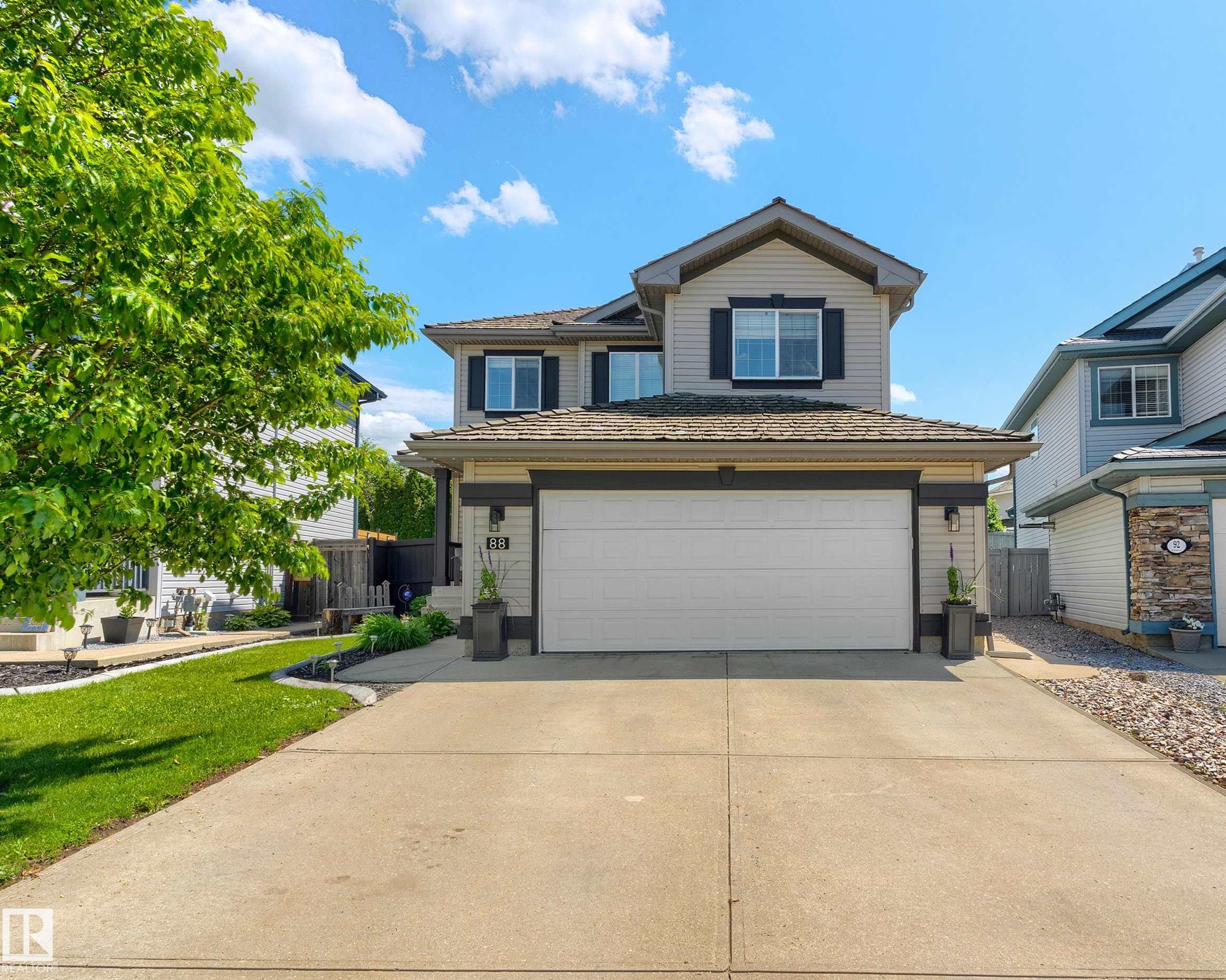 88 NEWCASTLE Crescent, E4497848, Alberta,