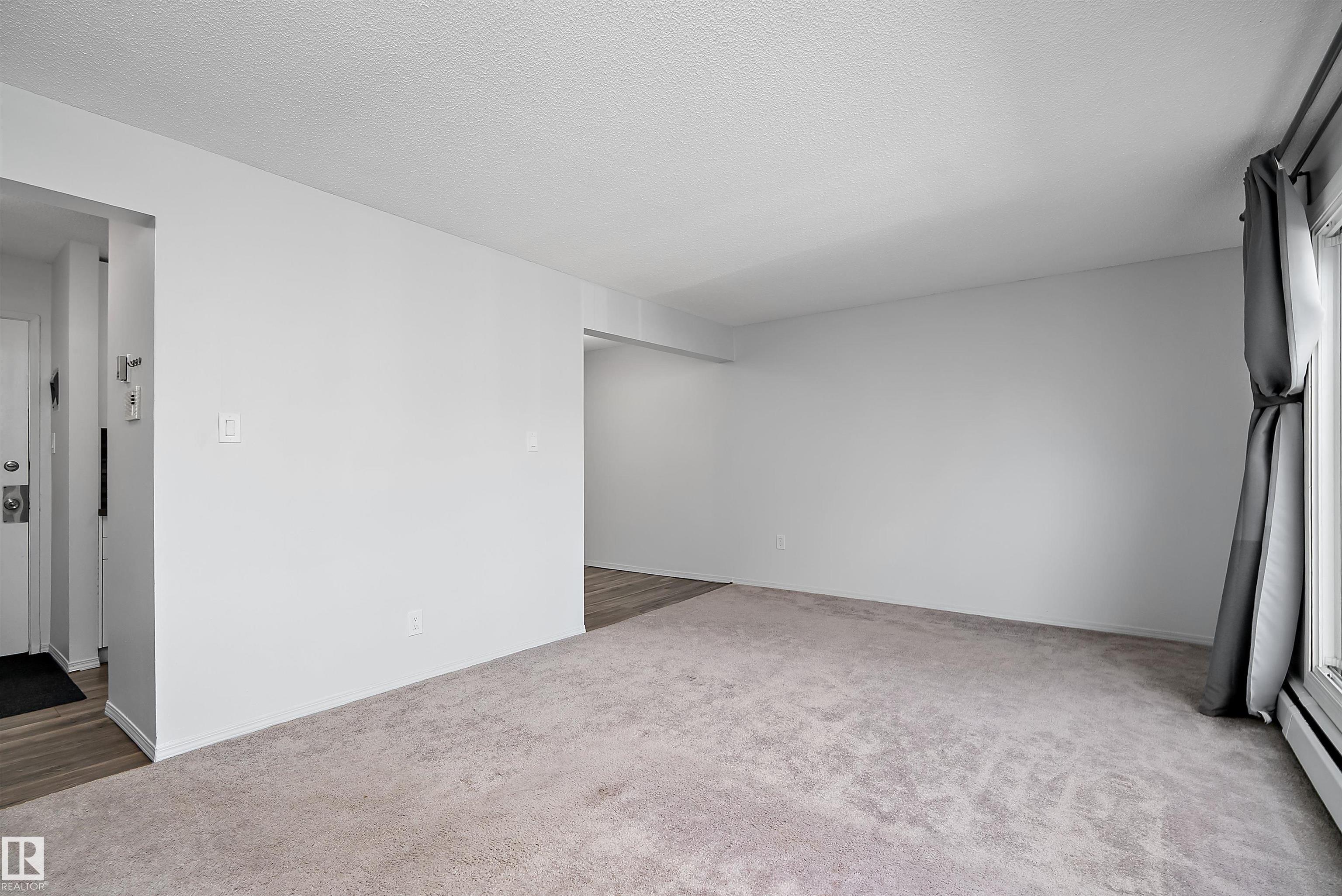 Fifth View of 304 10720 127 Street, Westmount, Edmonton, Alberta, T5M 0S3
