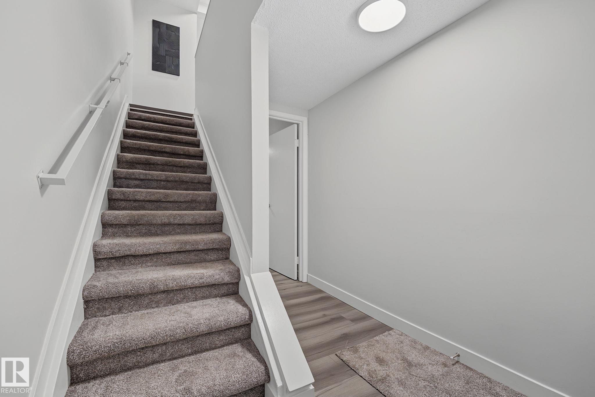 Third View of 661 Abbottsfield Road, Abbottsfield, Edmonton, Alberta, T5W 4R4