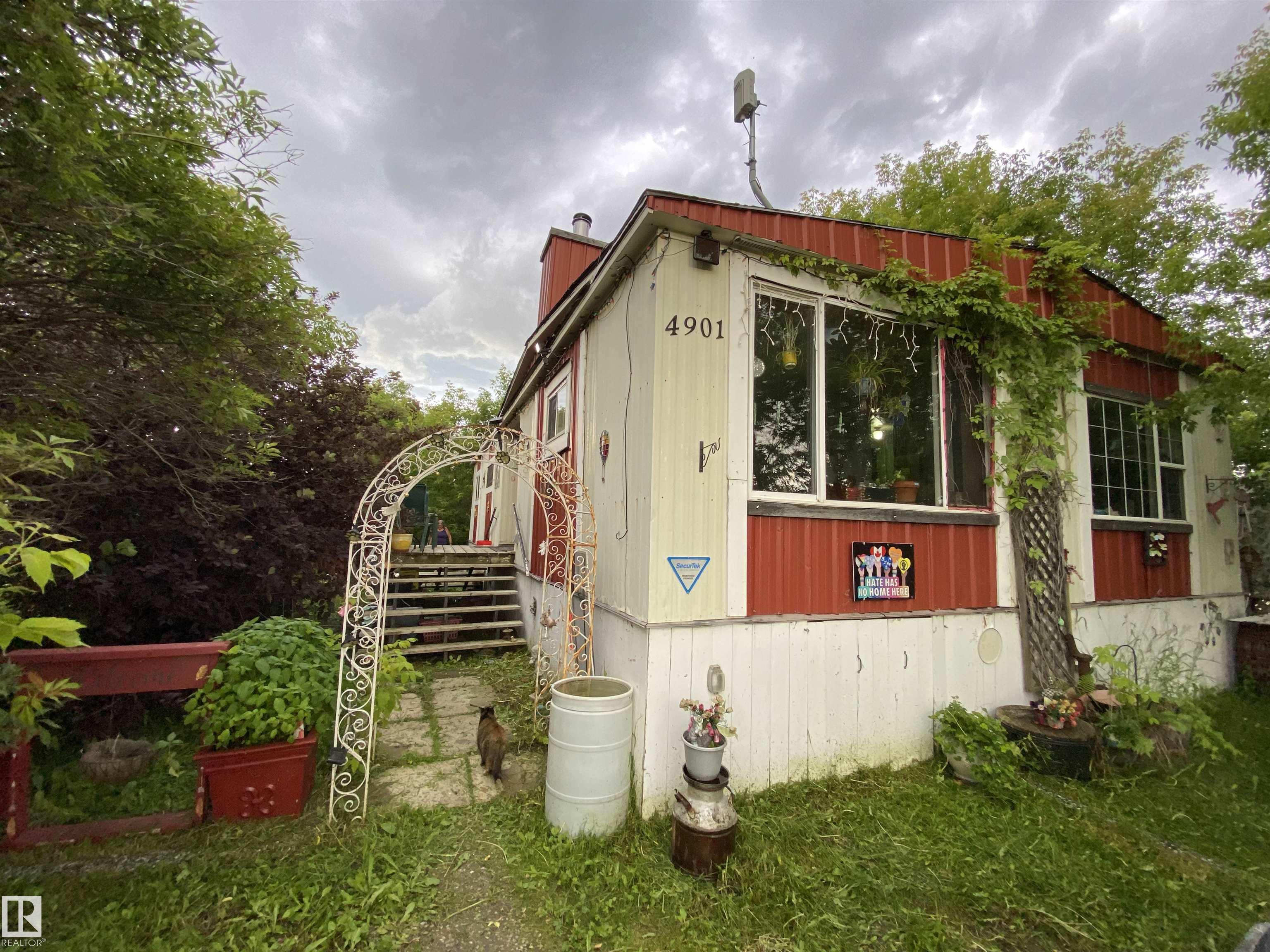 4901 51 Street, E4497900, Alberta,