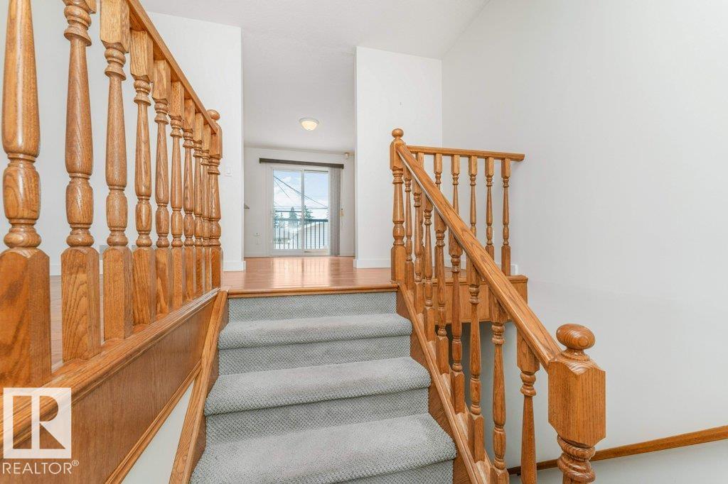 Fourth View of 9416 68A Street, Ottewell, Edmonton, Alberta, T6B 1T8